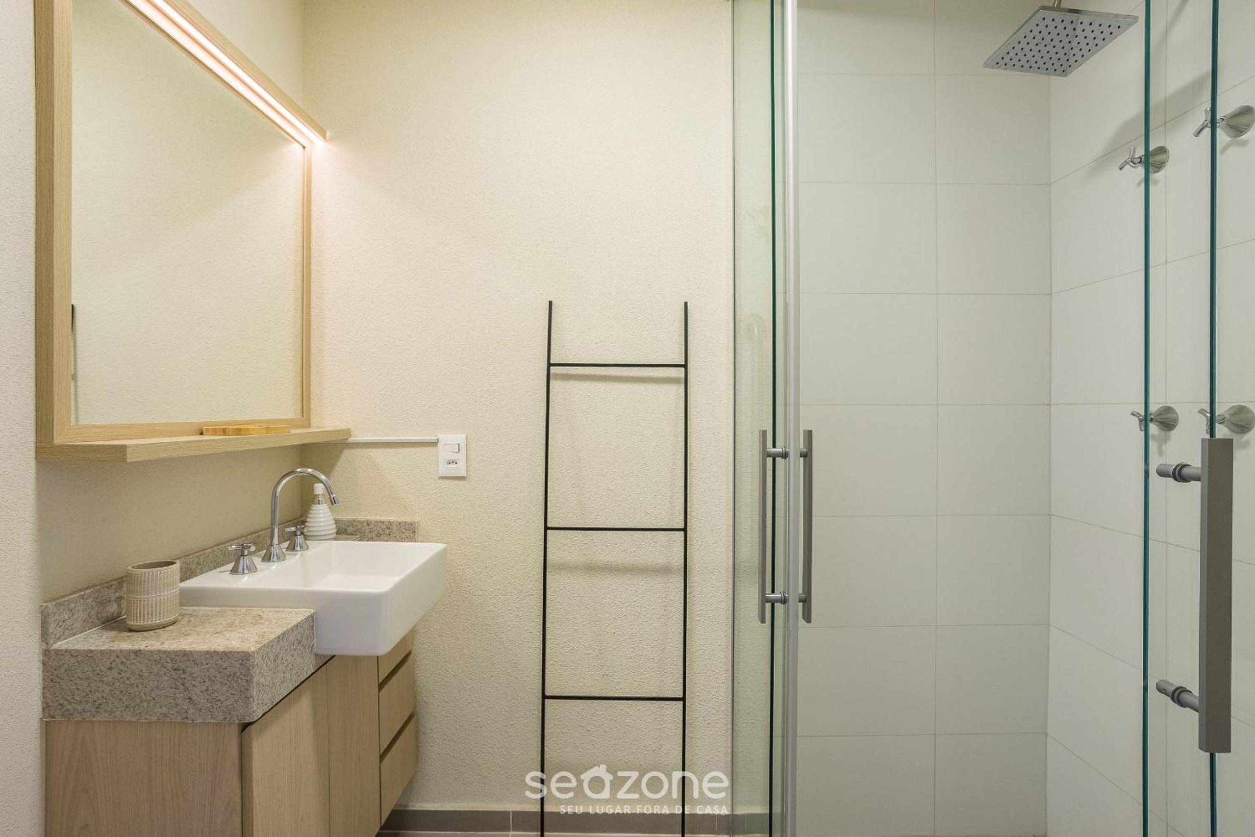 Studios in a Building with Pool and Gym in Perdizes - ABY