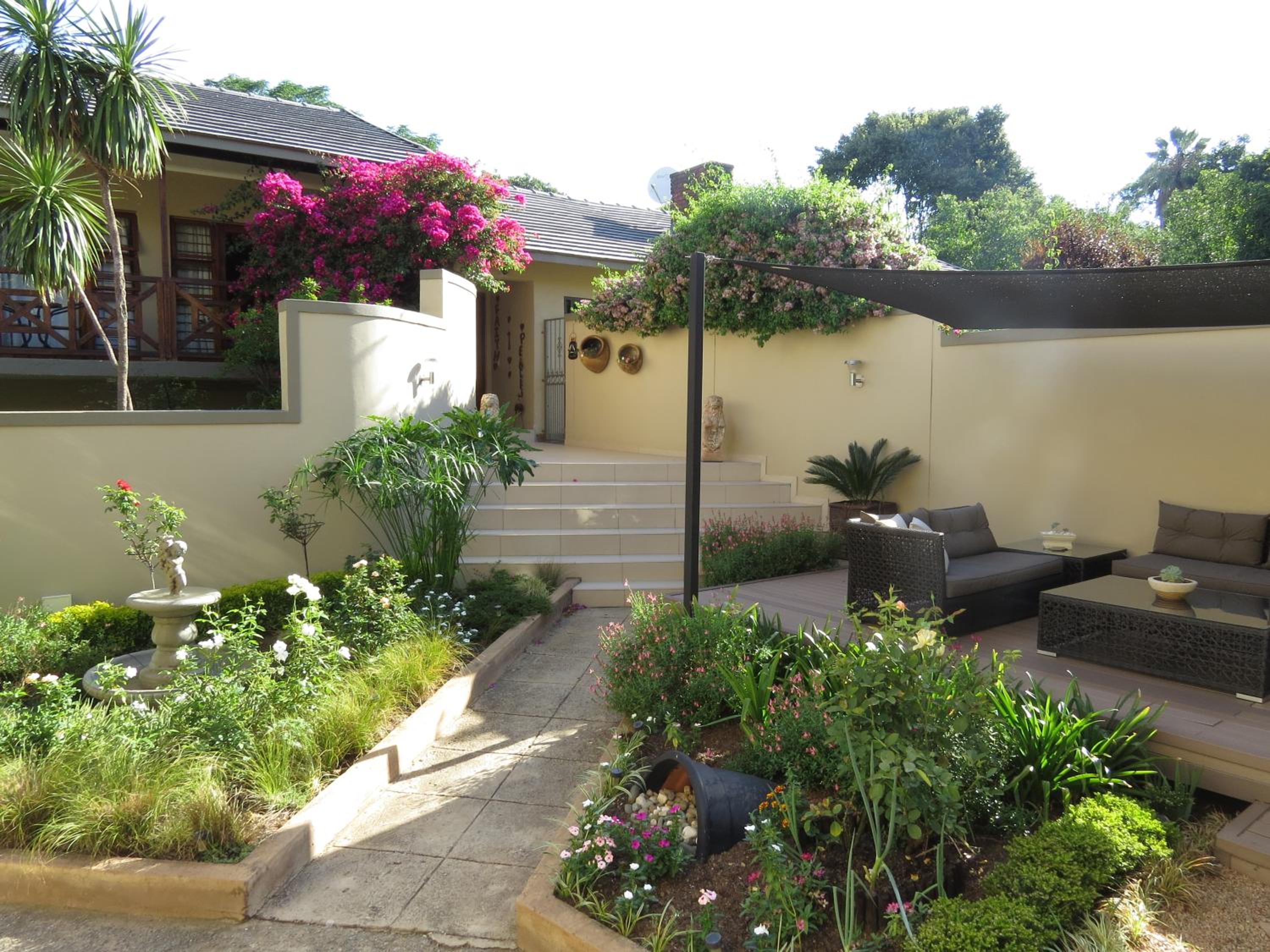 Dunton Guest House