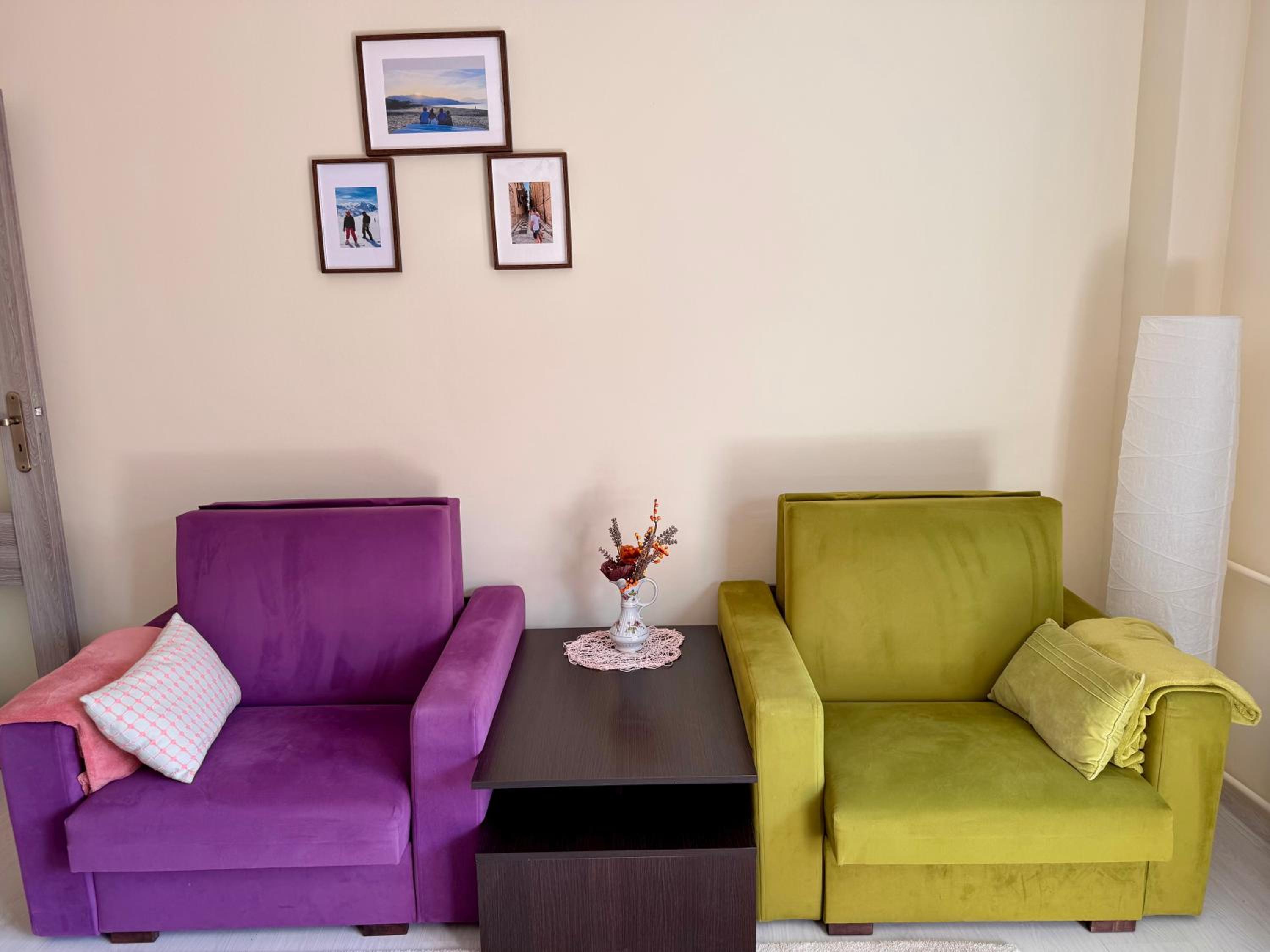 Kolobrzeska PRL Apartment with modern touch