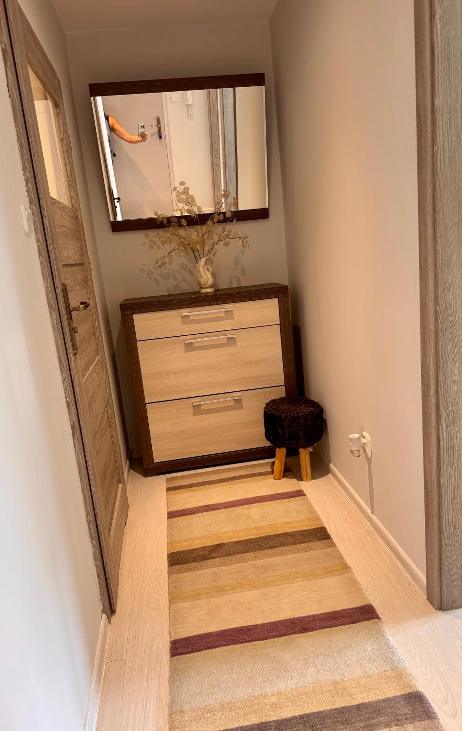 Kolobrzeska PRL Apartment with modern touch
