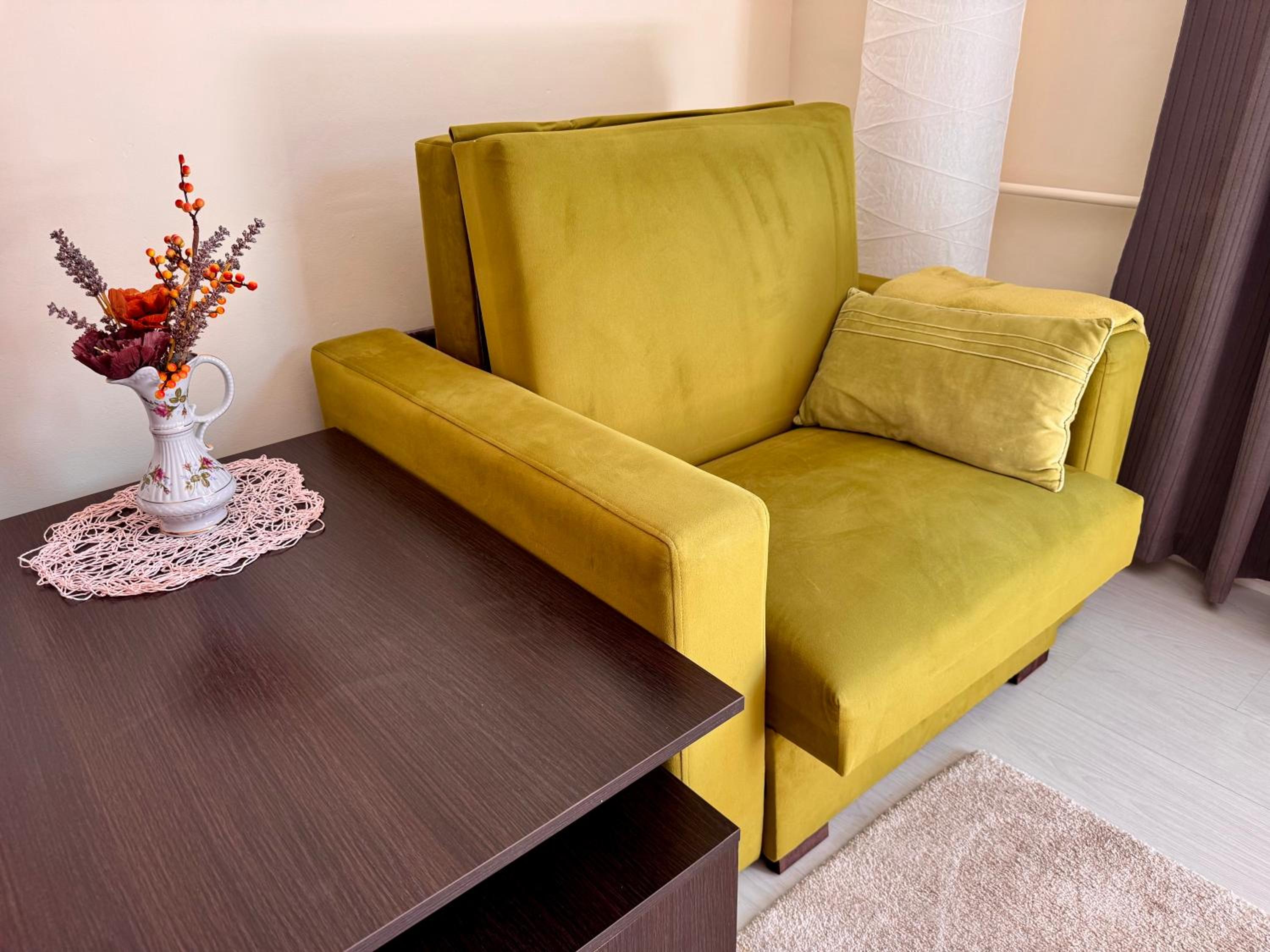 Kolobrzeska PRL Apartment with modern touch