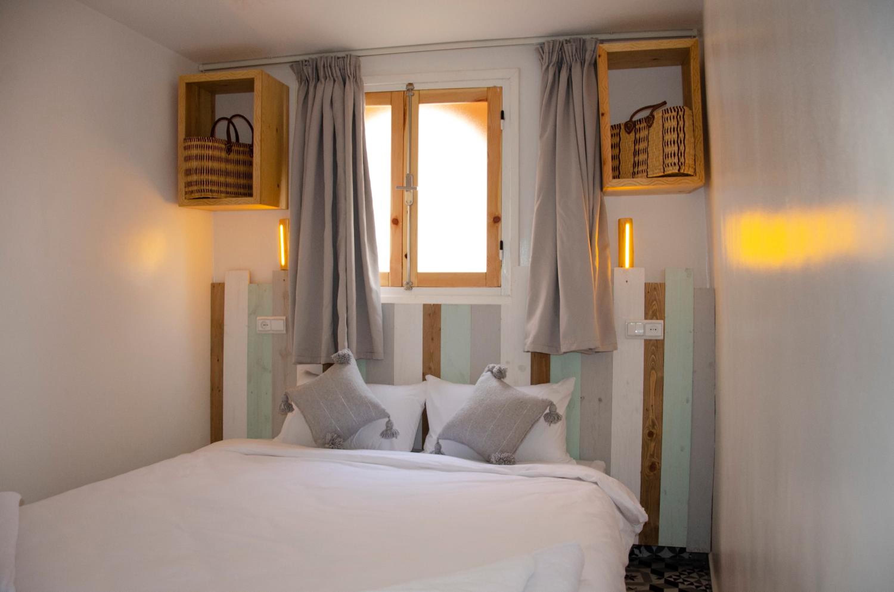 Aura Guest House
