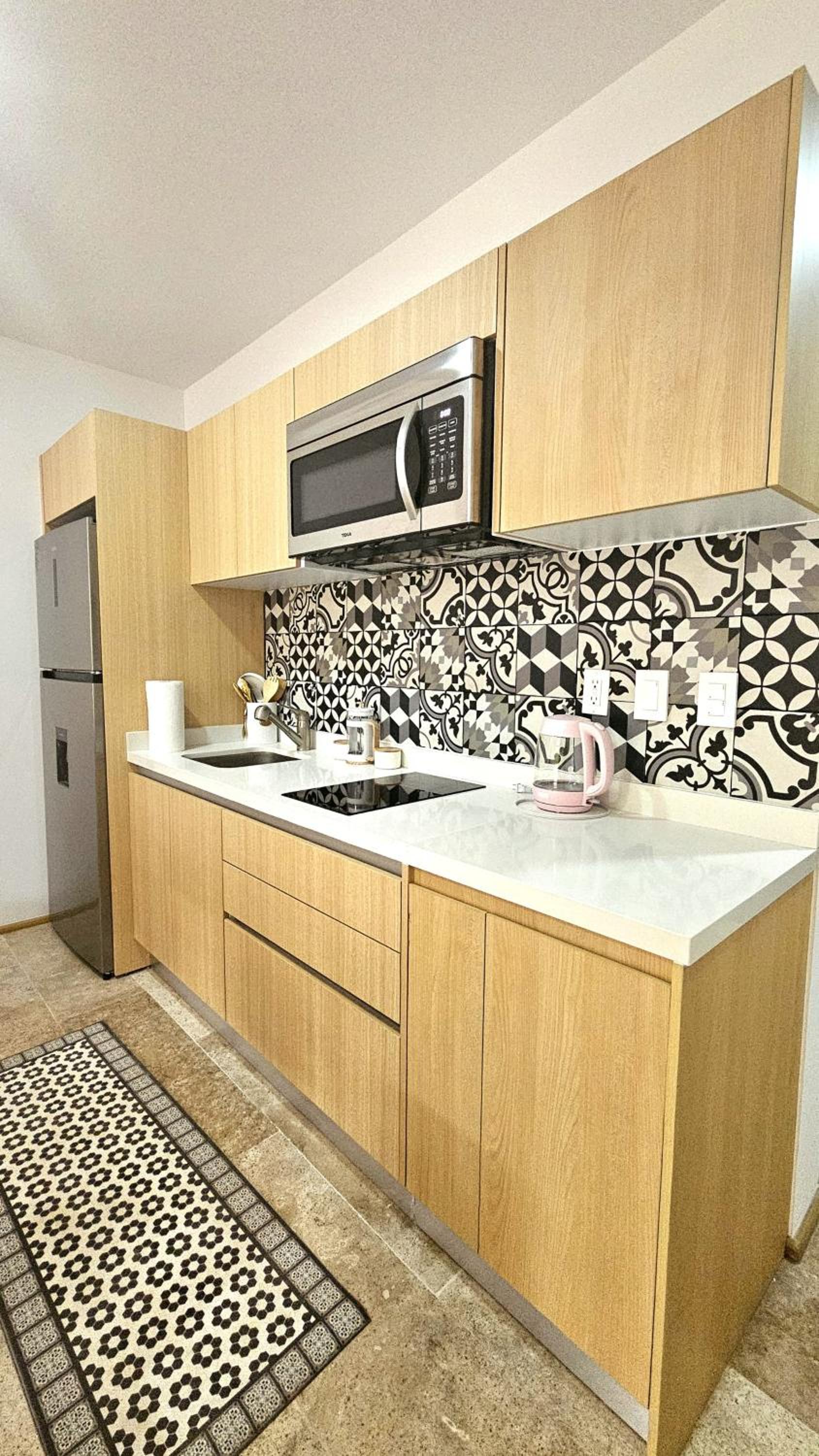 New Luxury Studio in the City Center
