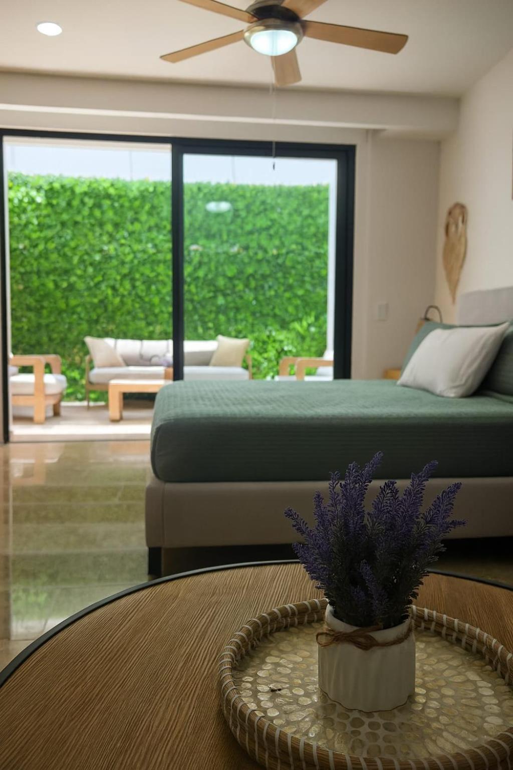 New Luxury Studio in the City Center