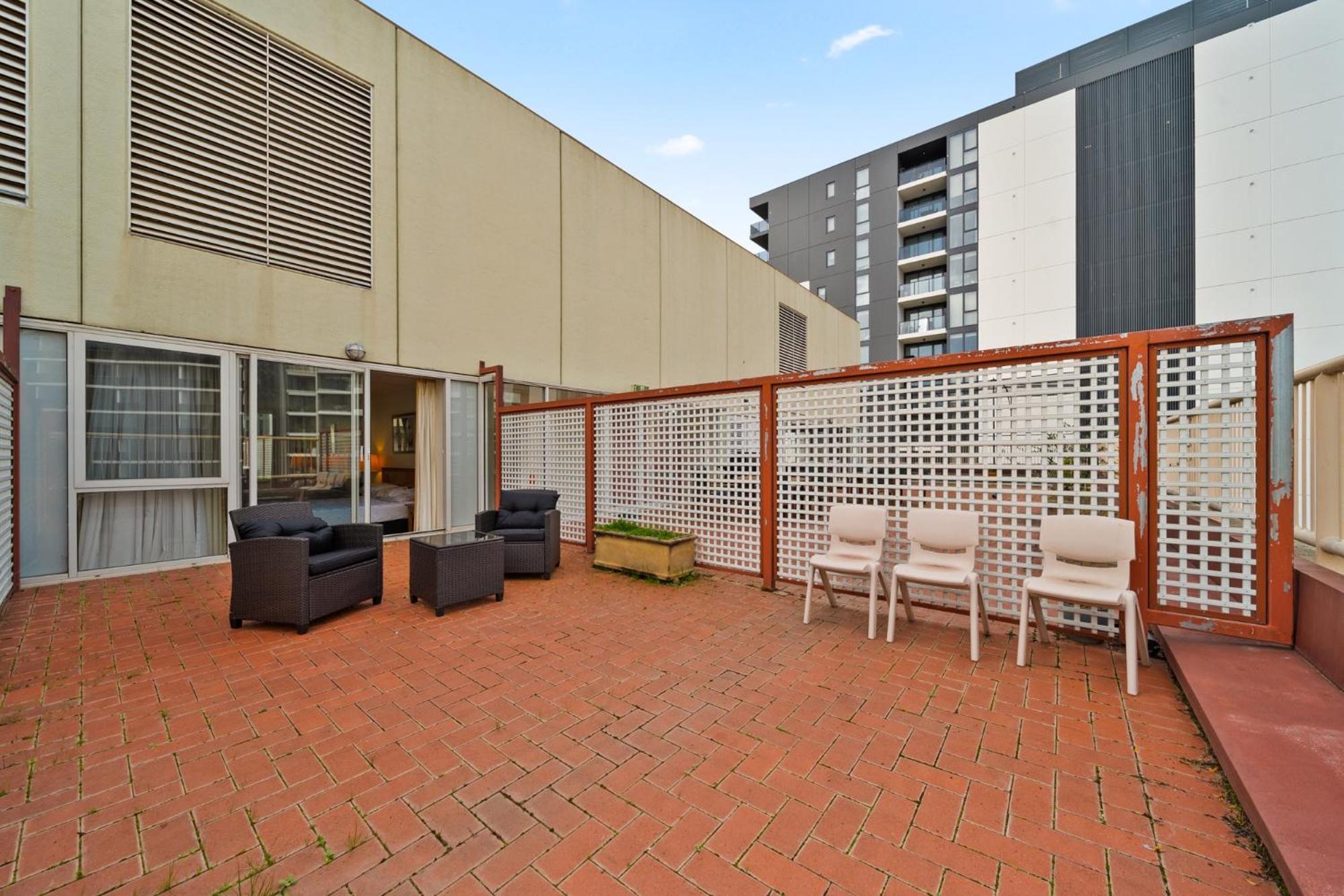 Central ACT Studio with Indoor Pool and Gym