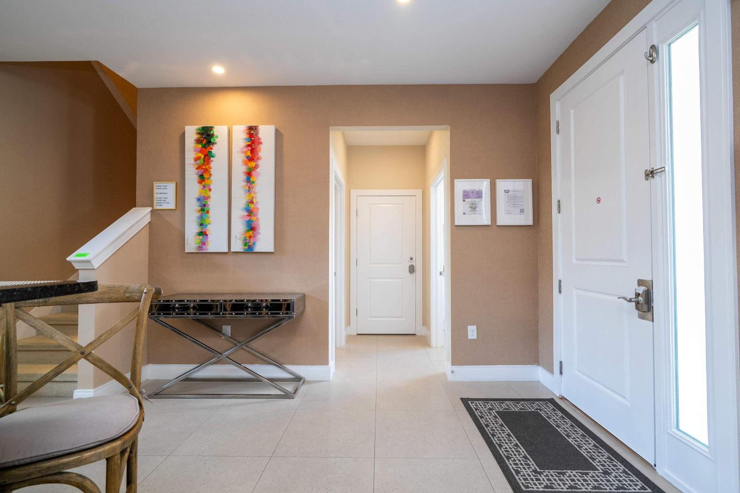Modern Magic Village Home for 12 with Grill 3131