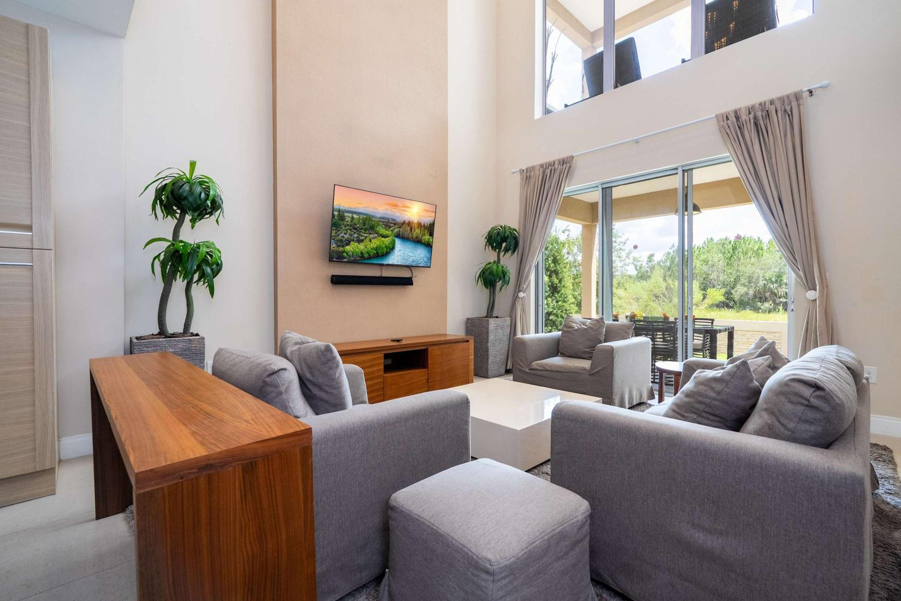 Modern Magic Village Home for 12 with Grill 3131