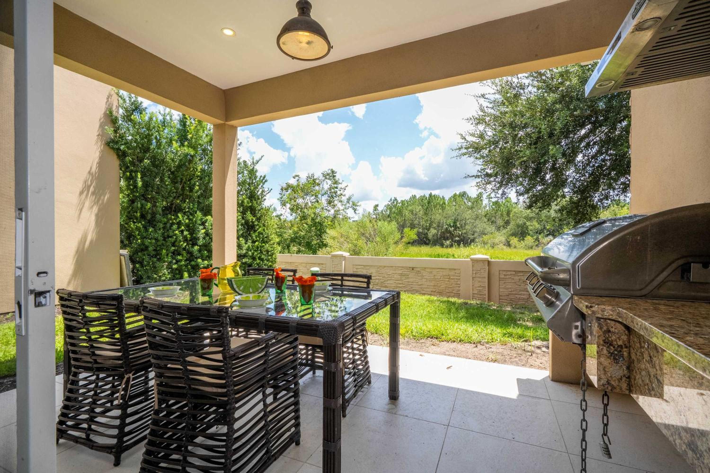 Modern Magic Village Home for 12 with Grill 3131