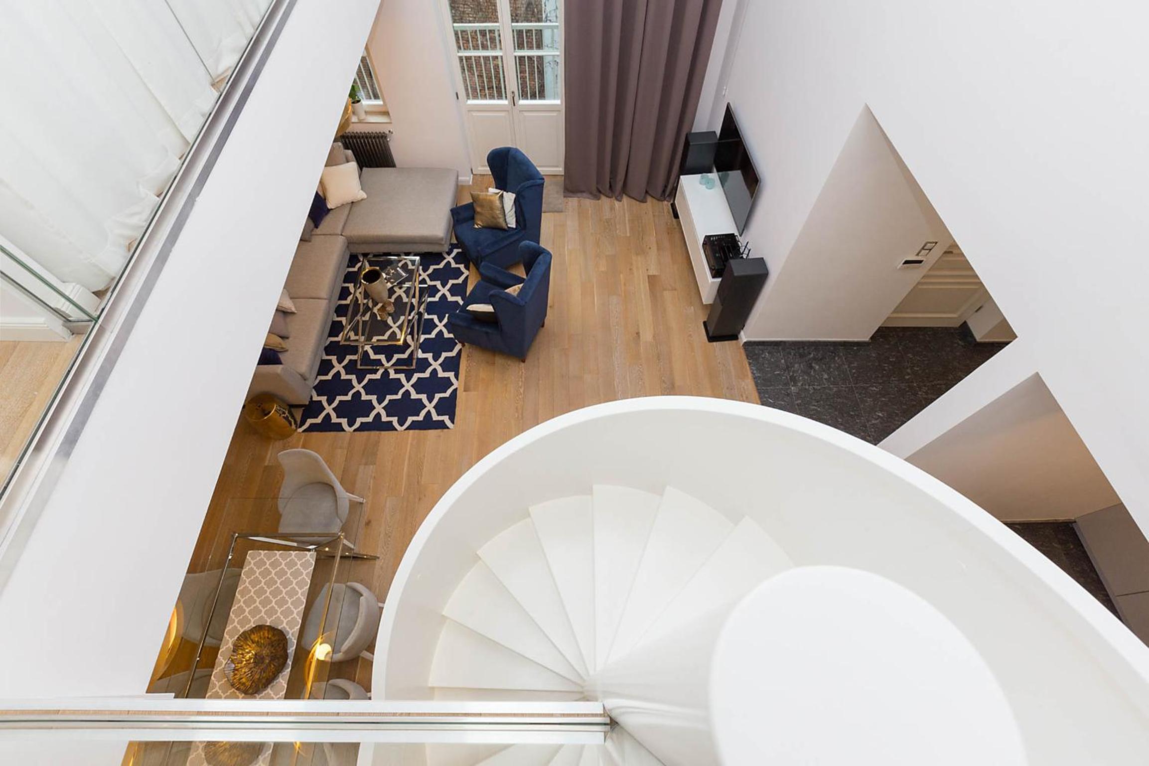 MINT Luxury Apartments at the Main Square