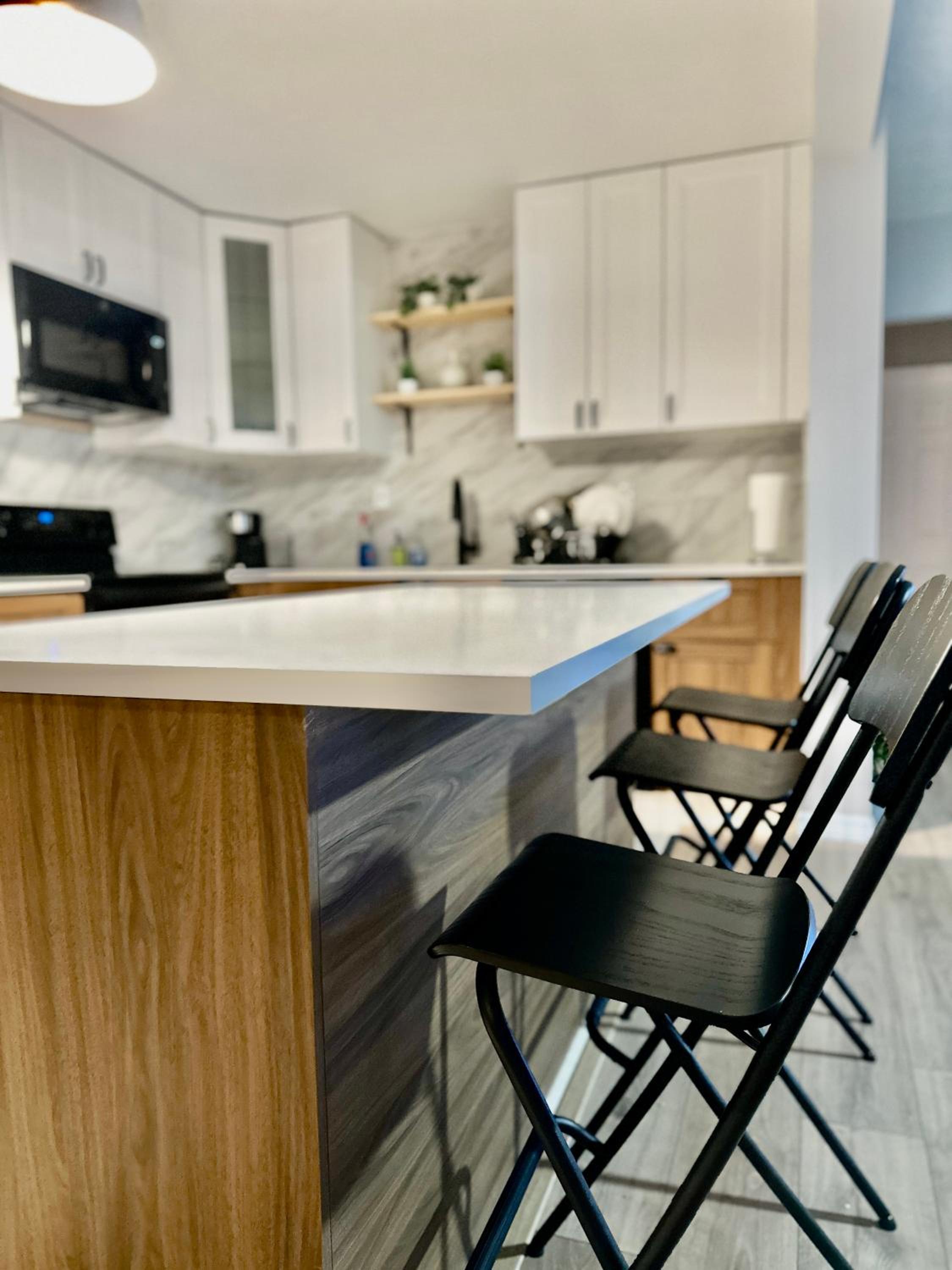 Siesta Beach Getaway - Minutes to Beach, Shops, Dining