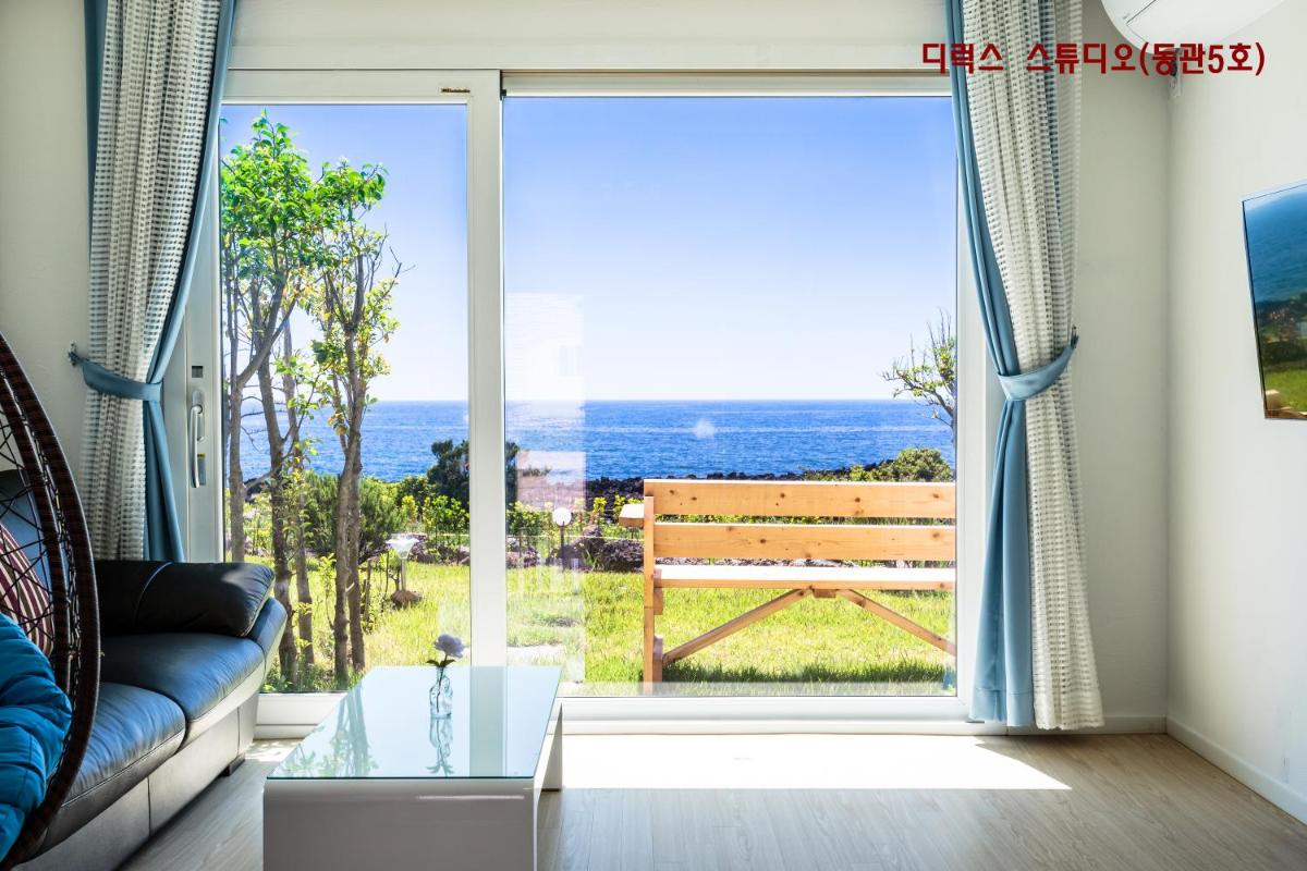 Jeju Turning point Pension