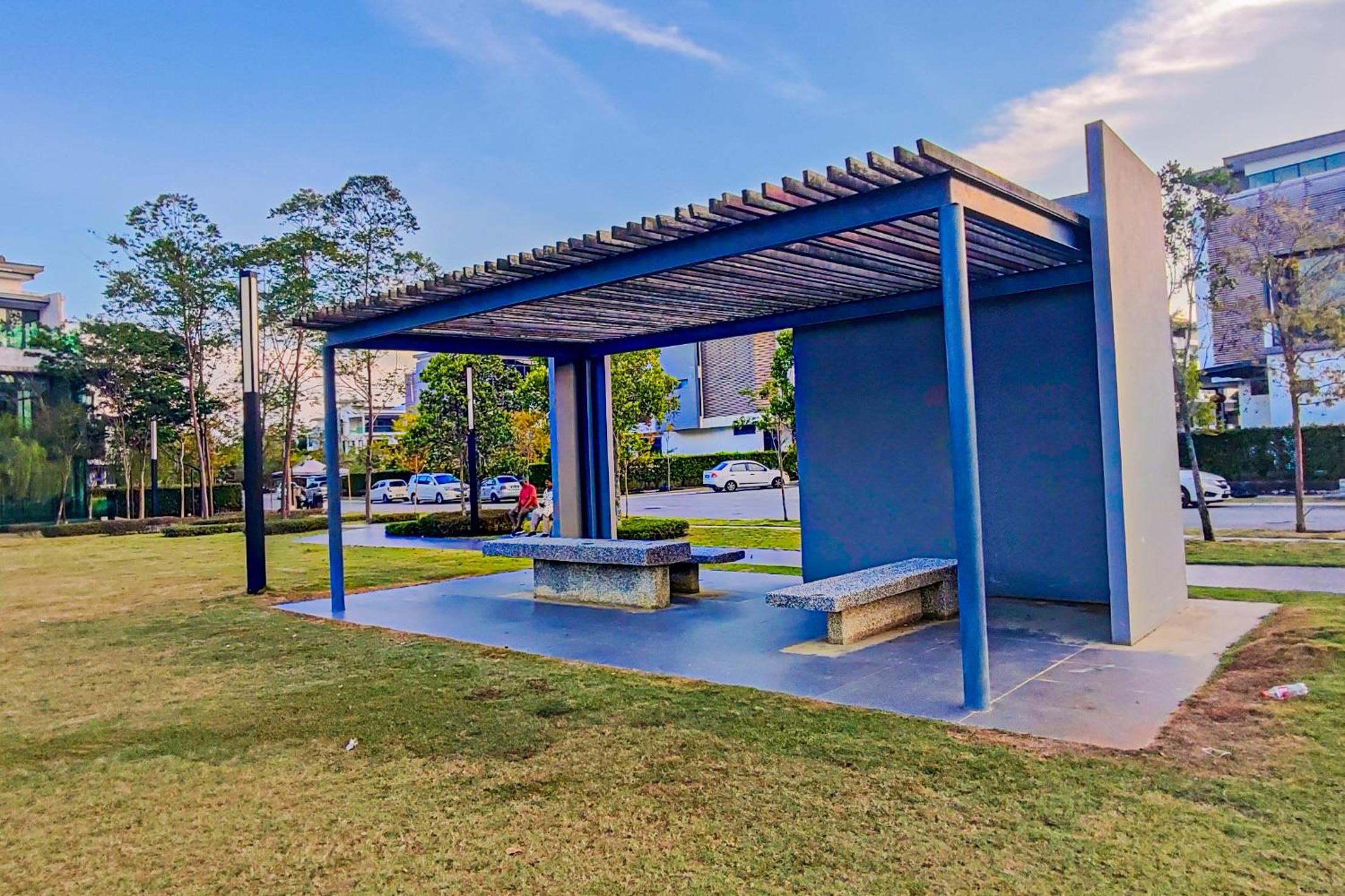 Retro Private Pool Villa at Puchong by HCK