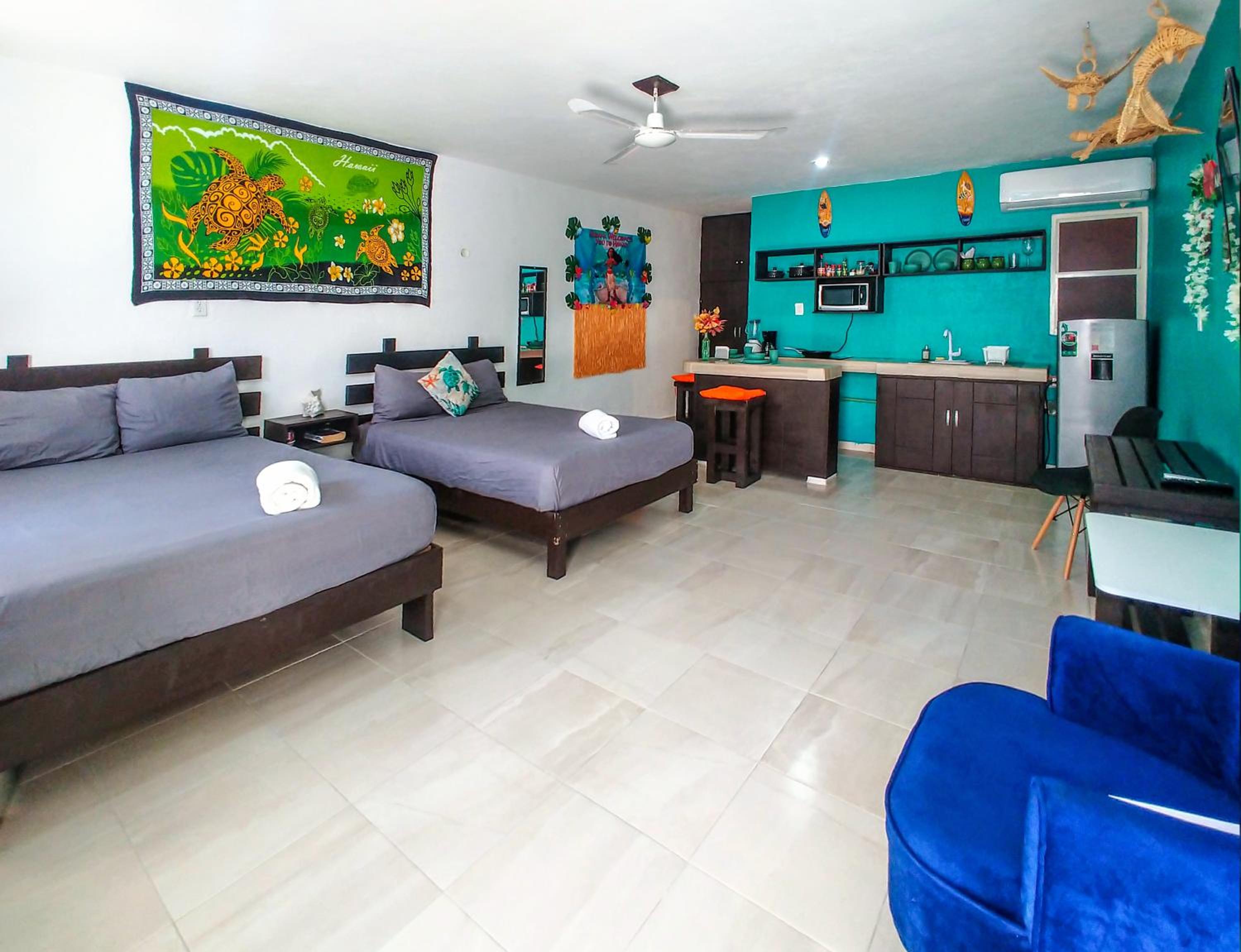 Family Escape 2 Private Apartments Sleeps 8 500m Beach Kitchen AC Value Stay Top Rated Host 1B4A