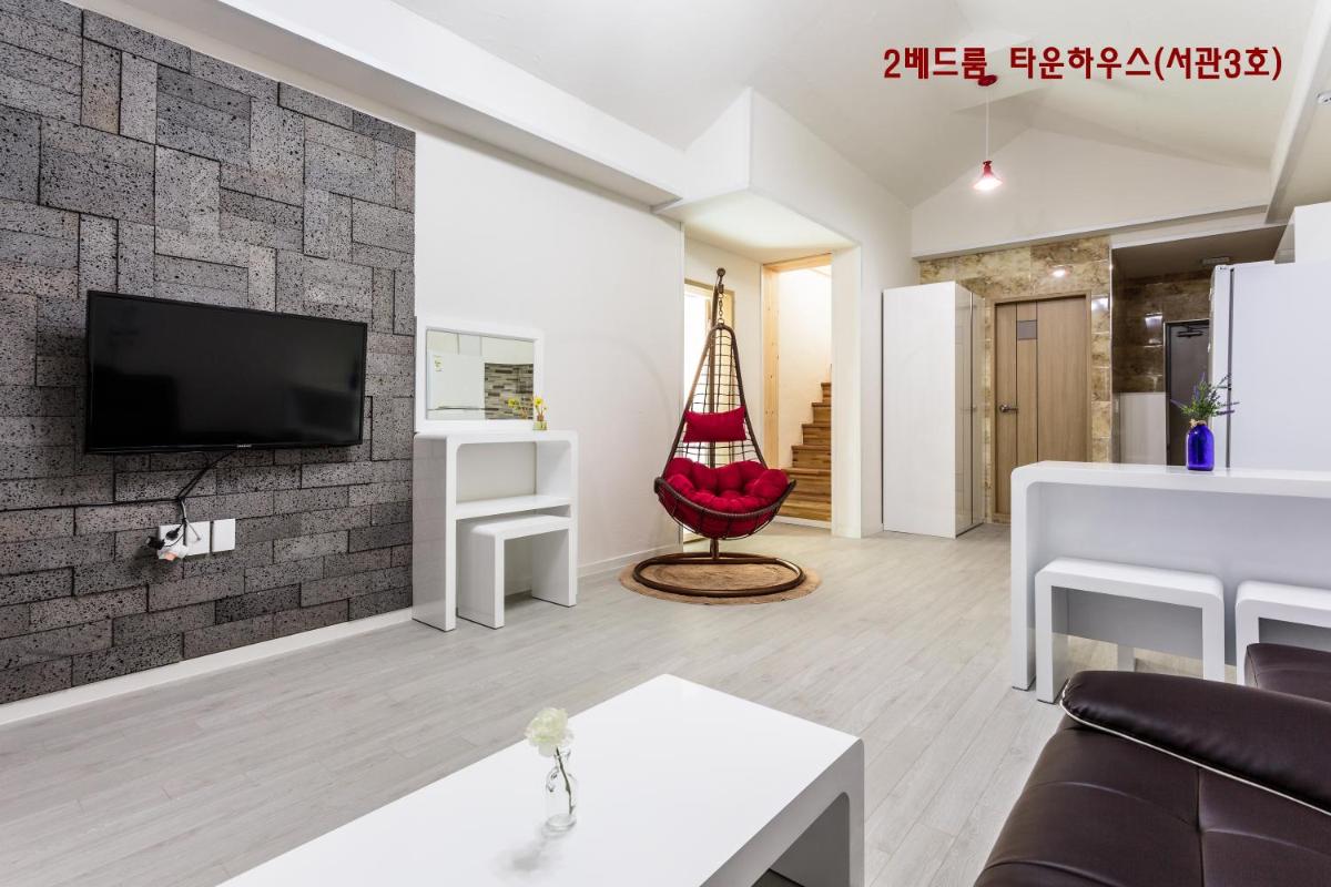 Jeju Turning point Pension