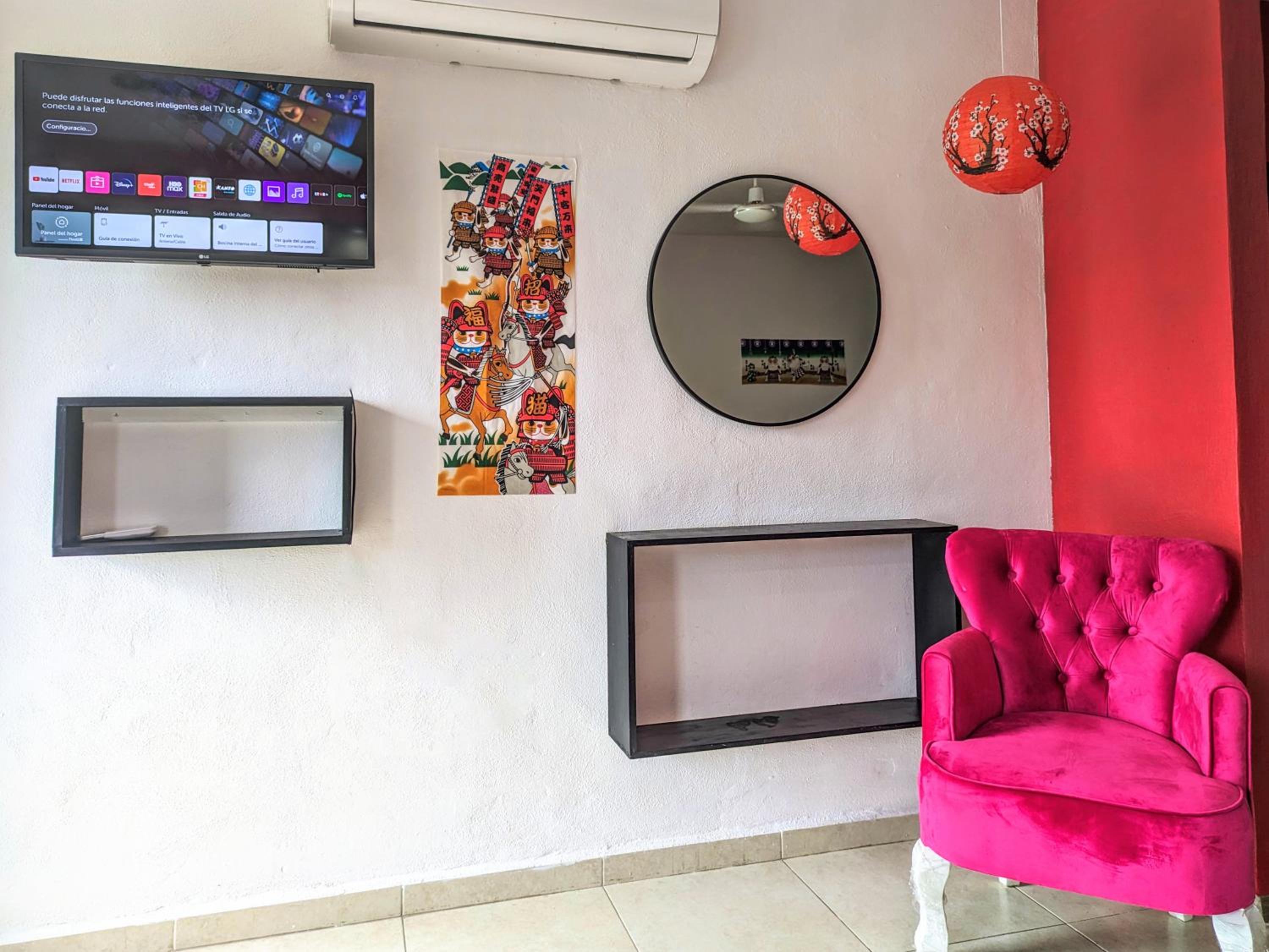 Family Escape 2 Private Apartments Sleeps 8 500m Beach Kitchen AC Value Stay 7B8B