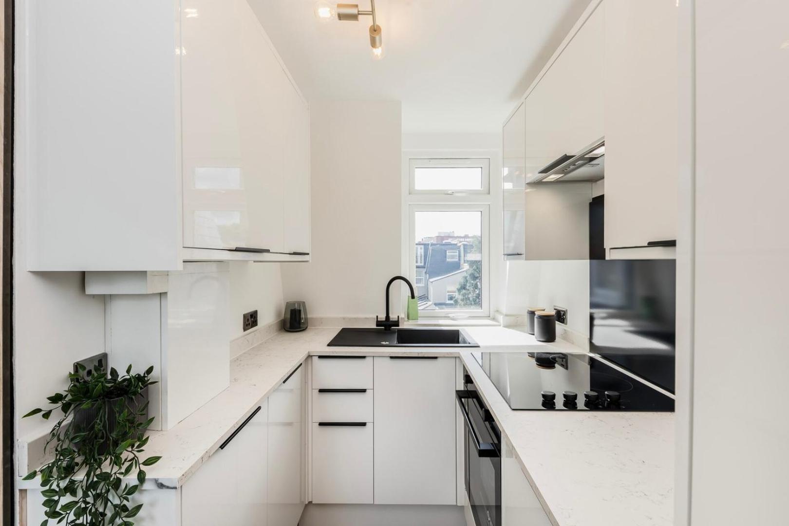 Stunning Top Floor London Apartment