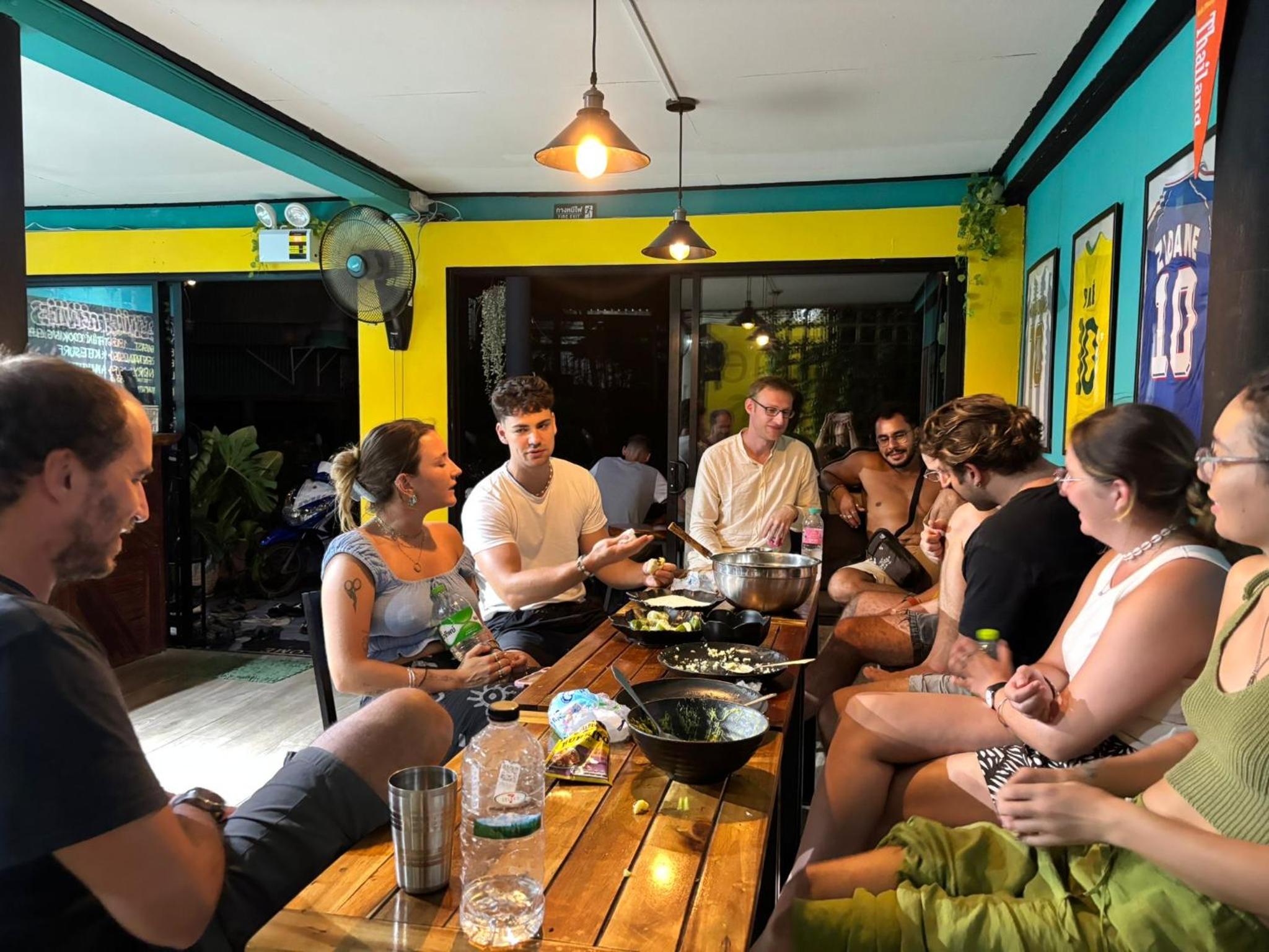 The 10 Club Hostel