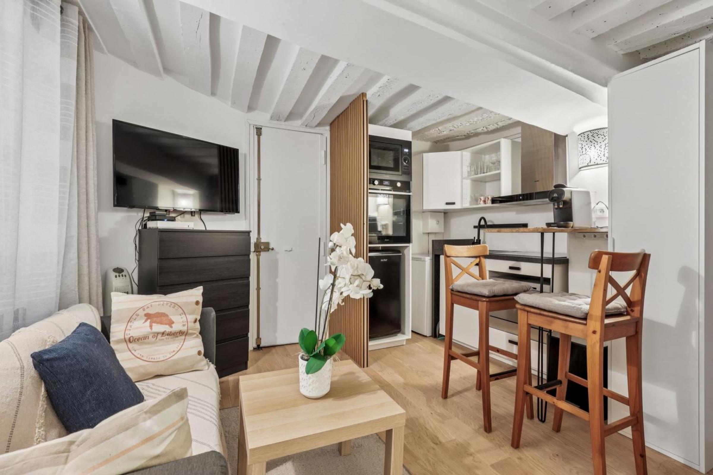 Studio Herold - Place de Victoires by B'Your Home