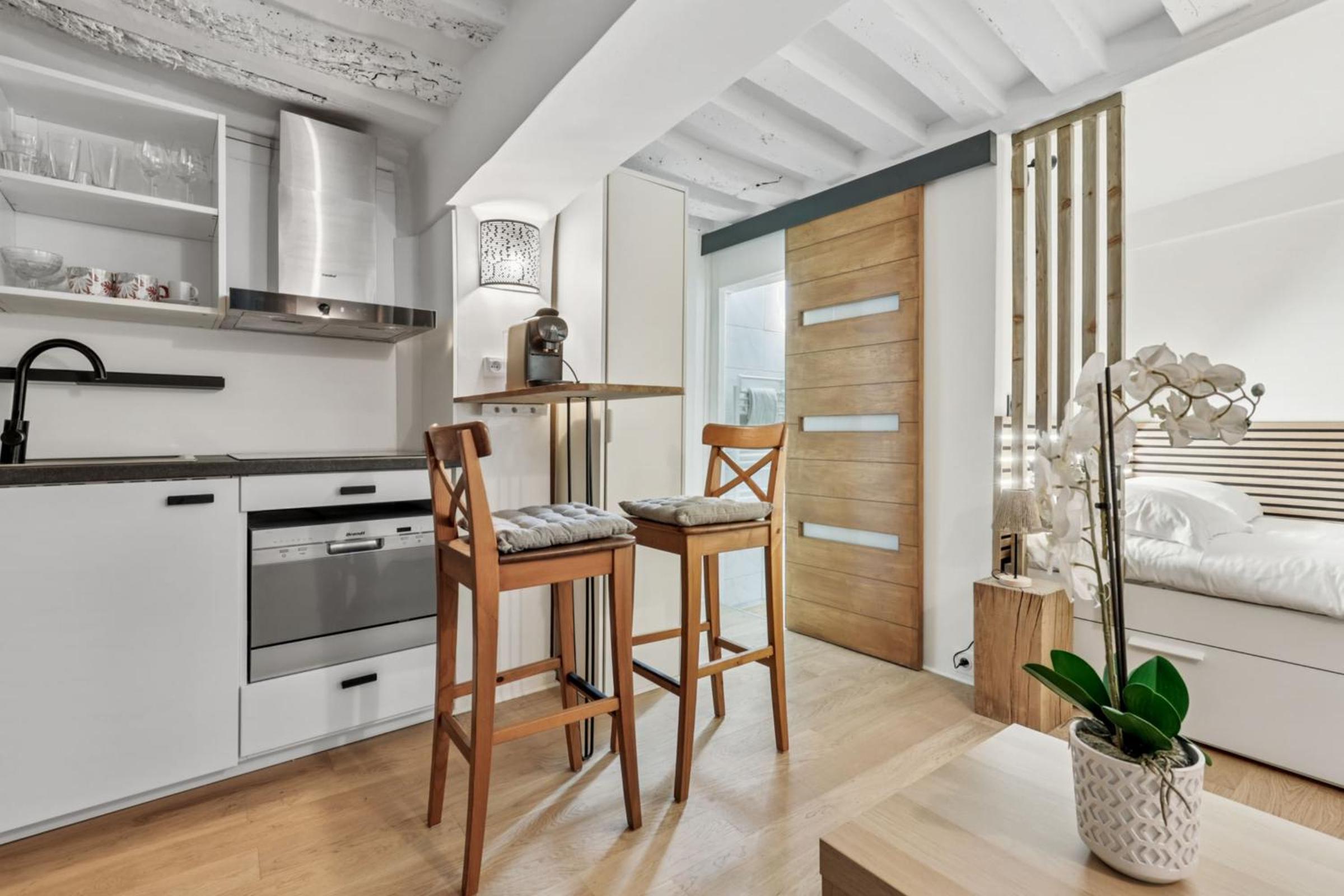 Studio Herold - Place de Victoires by B'Your Home