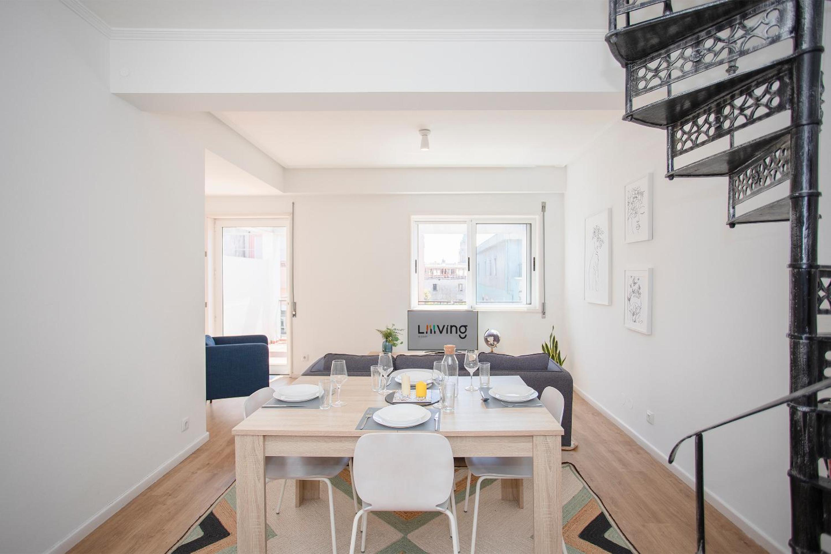 Liiiving in Porto - Downtown Balcony Apartment