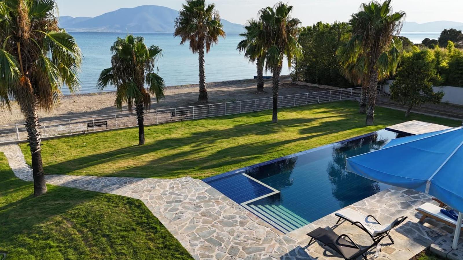 Evia Palm Beach Villa