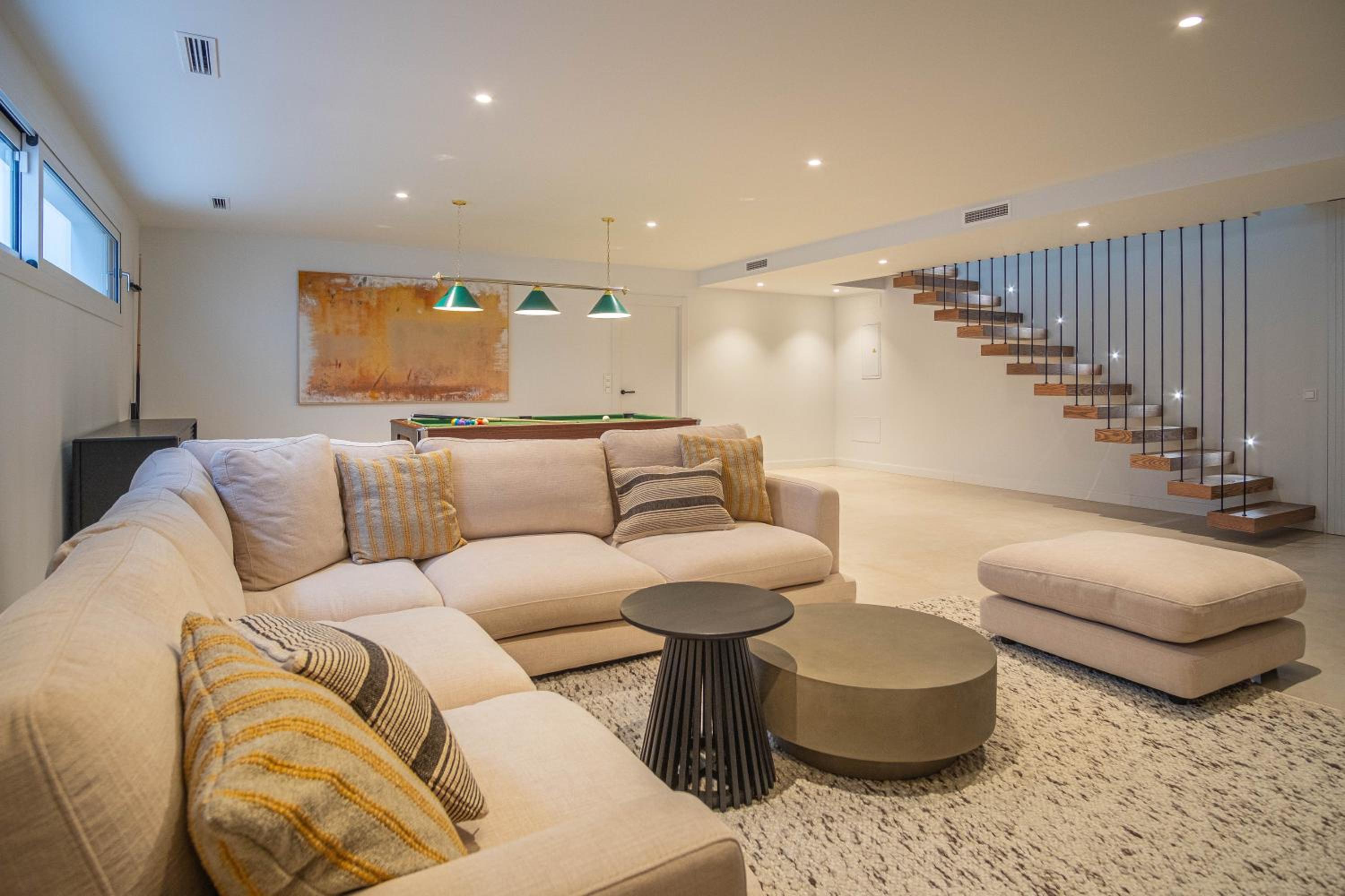 Luxury Villa Sunset Hills by ELE Apartments