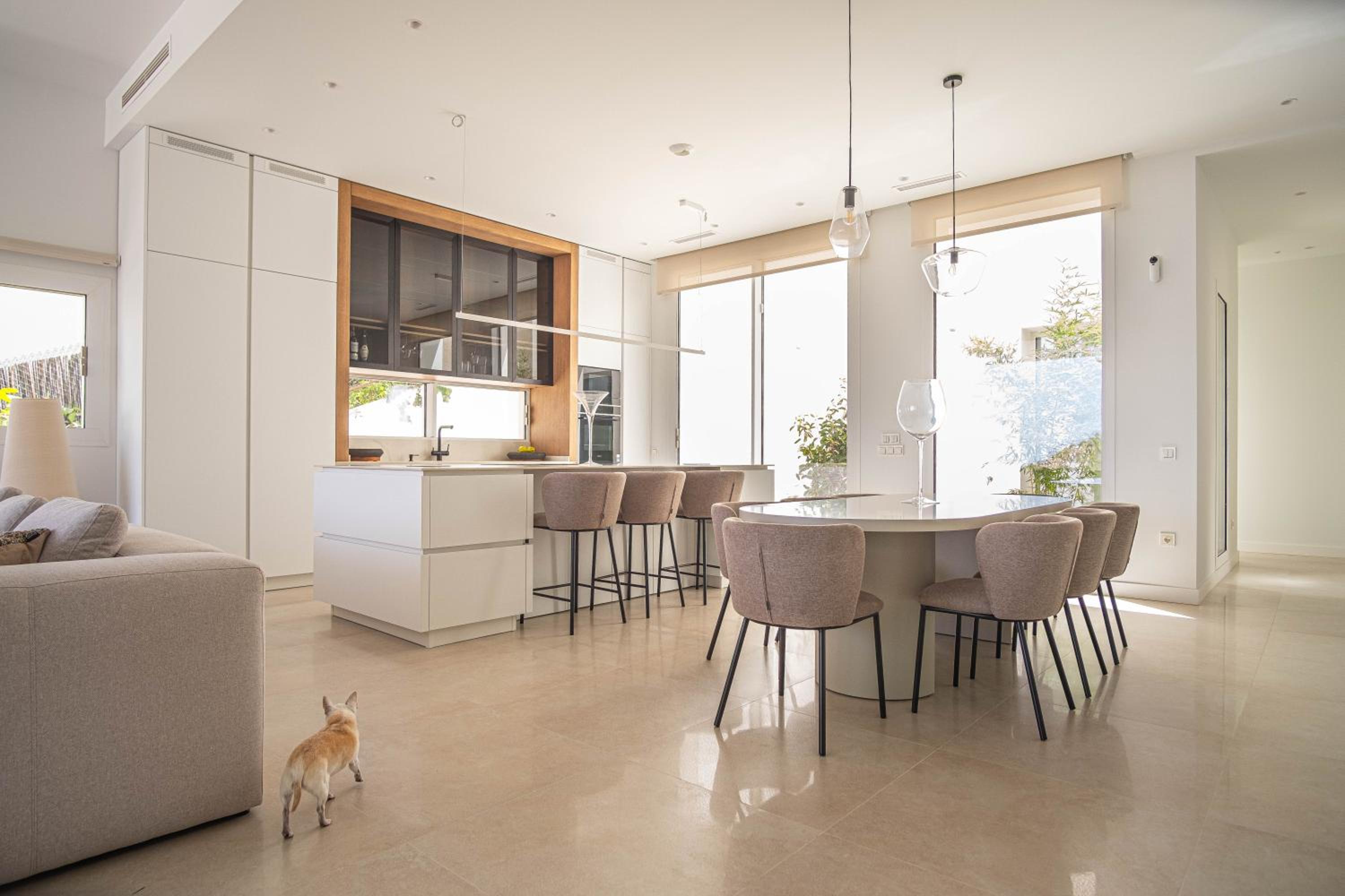 Luxury Villa Sunset Hills by ELE Apartments