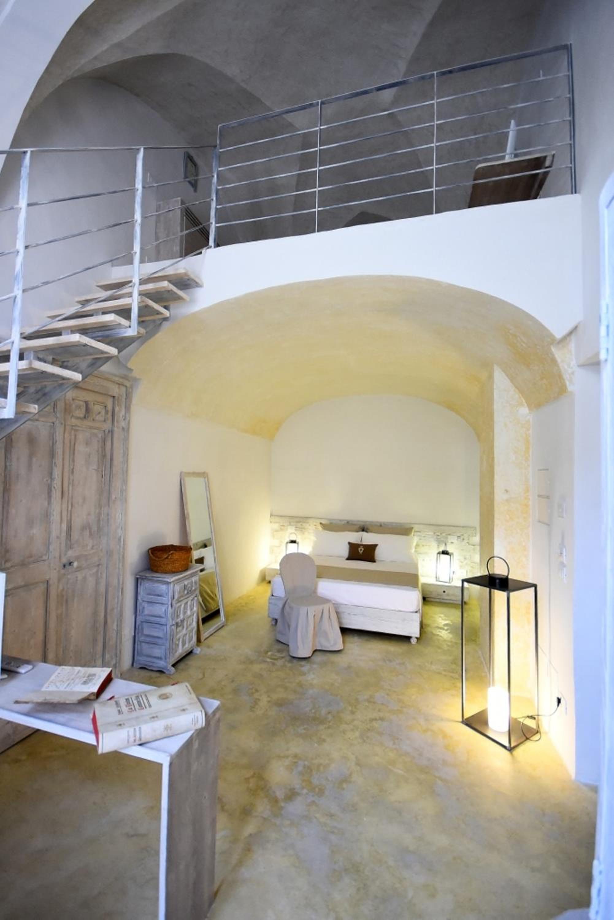 Palazzo Castriota