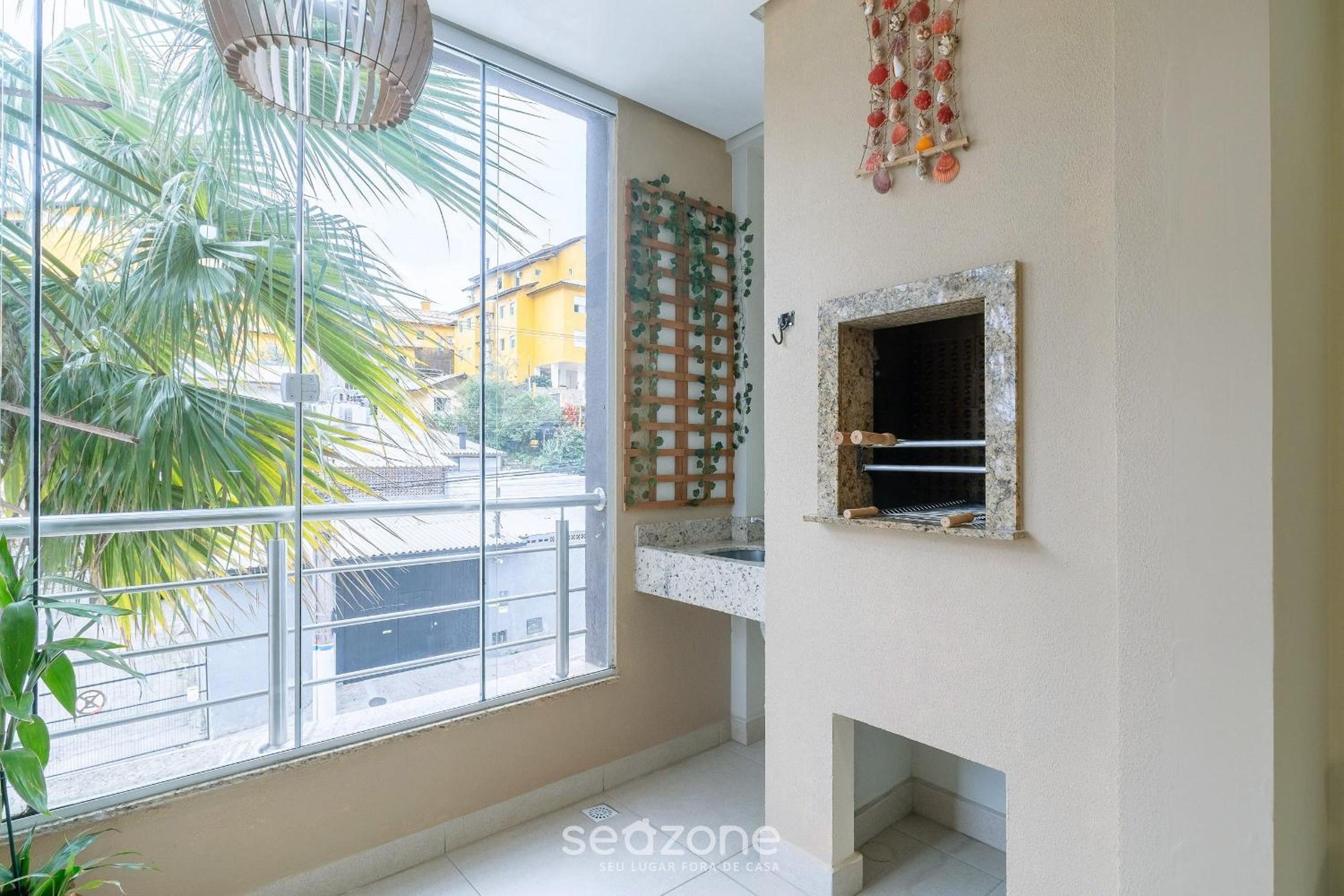 Apart with barbecue 200m from the beach RPN0101