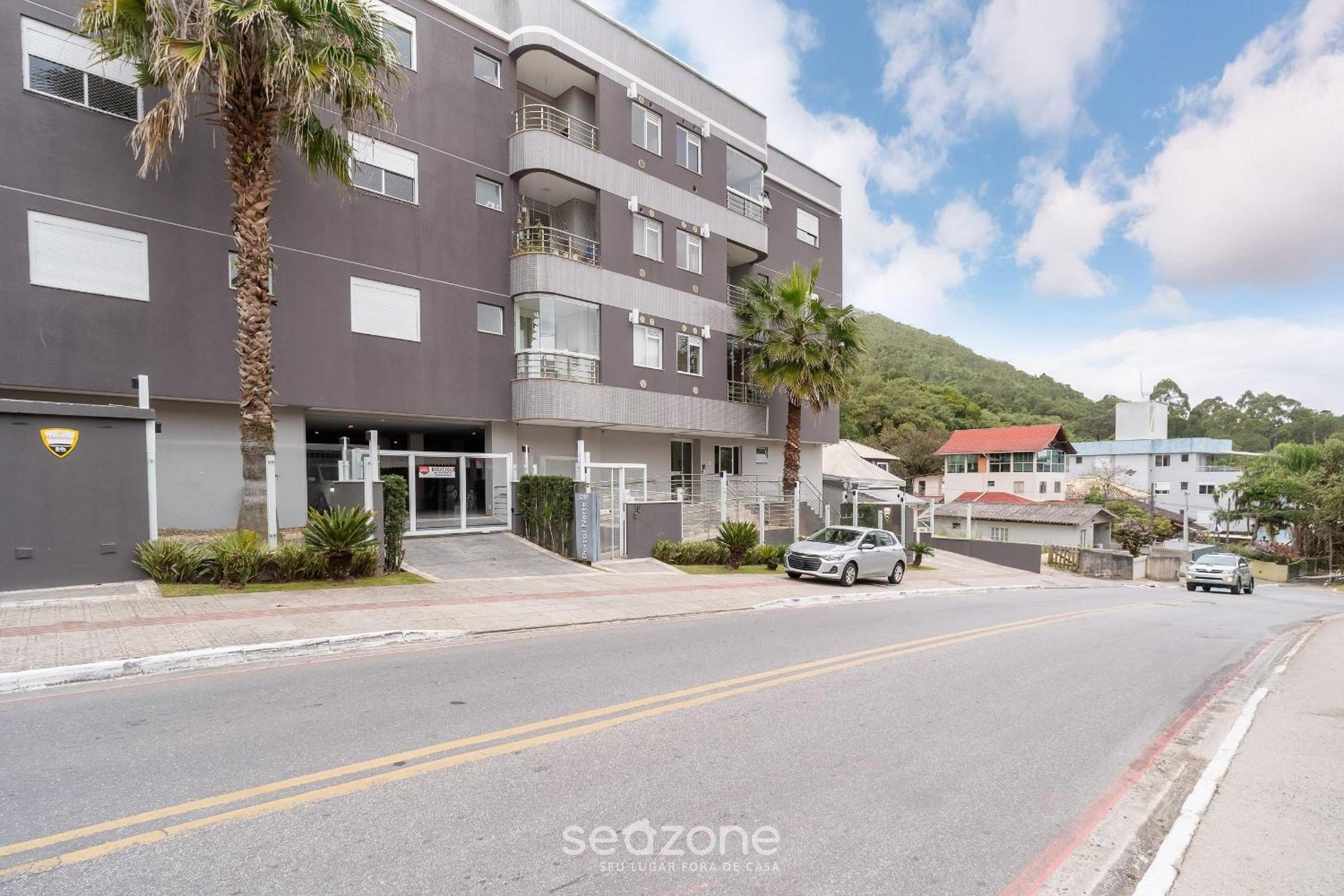 Apart with barbecue 200m from the beach RPN0101