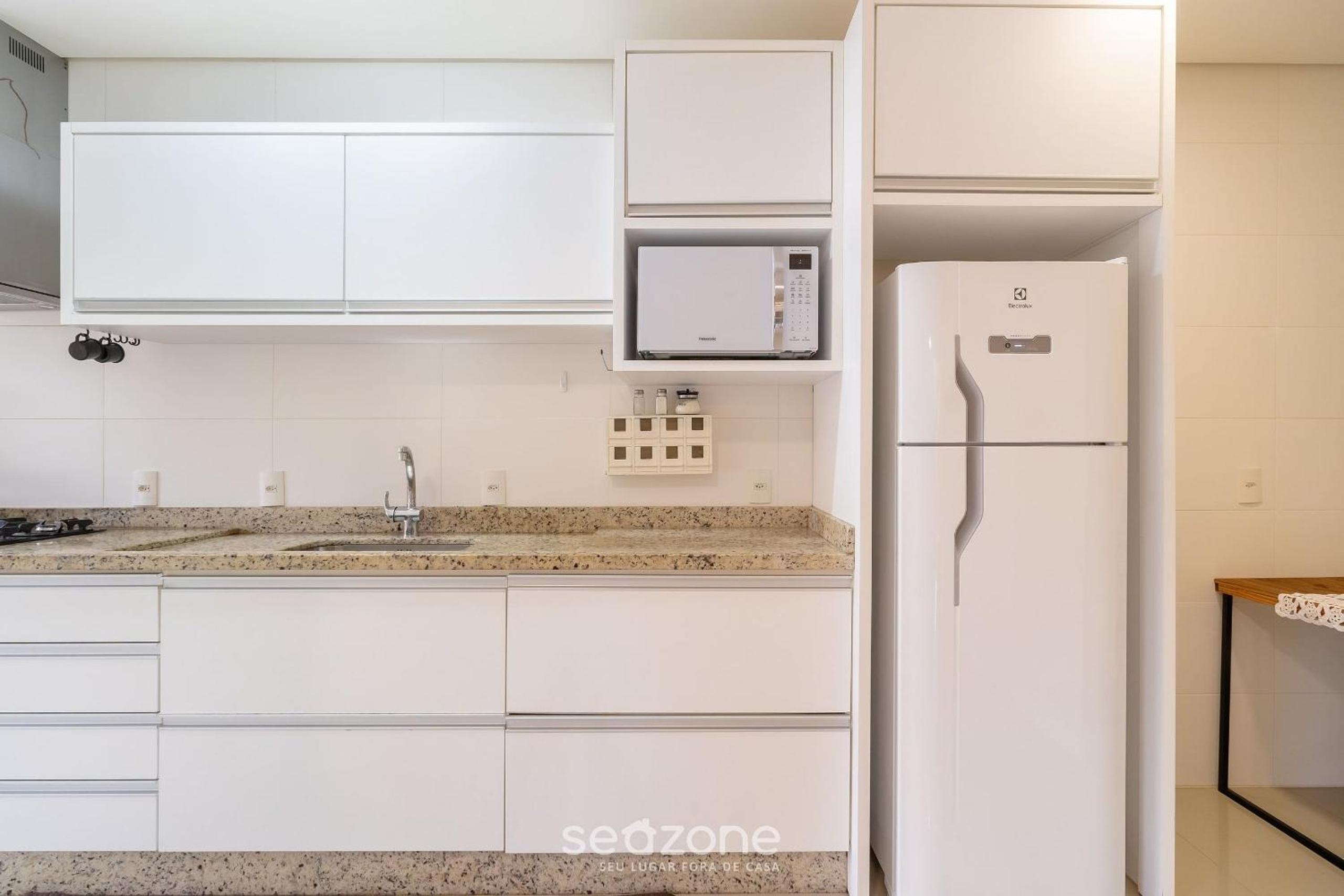 Apart with barbecue 200m from the beach RPN0101