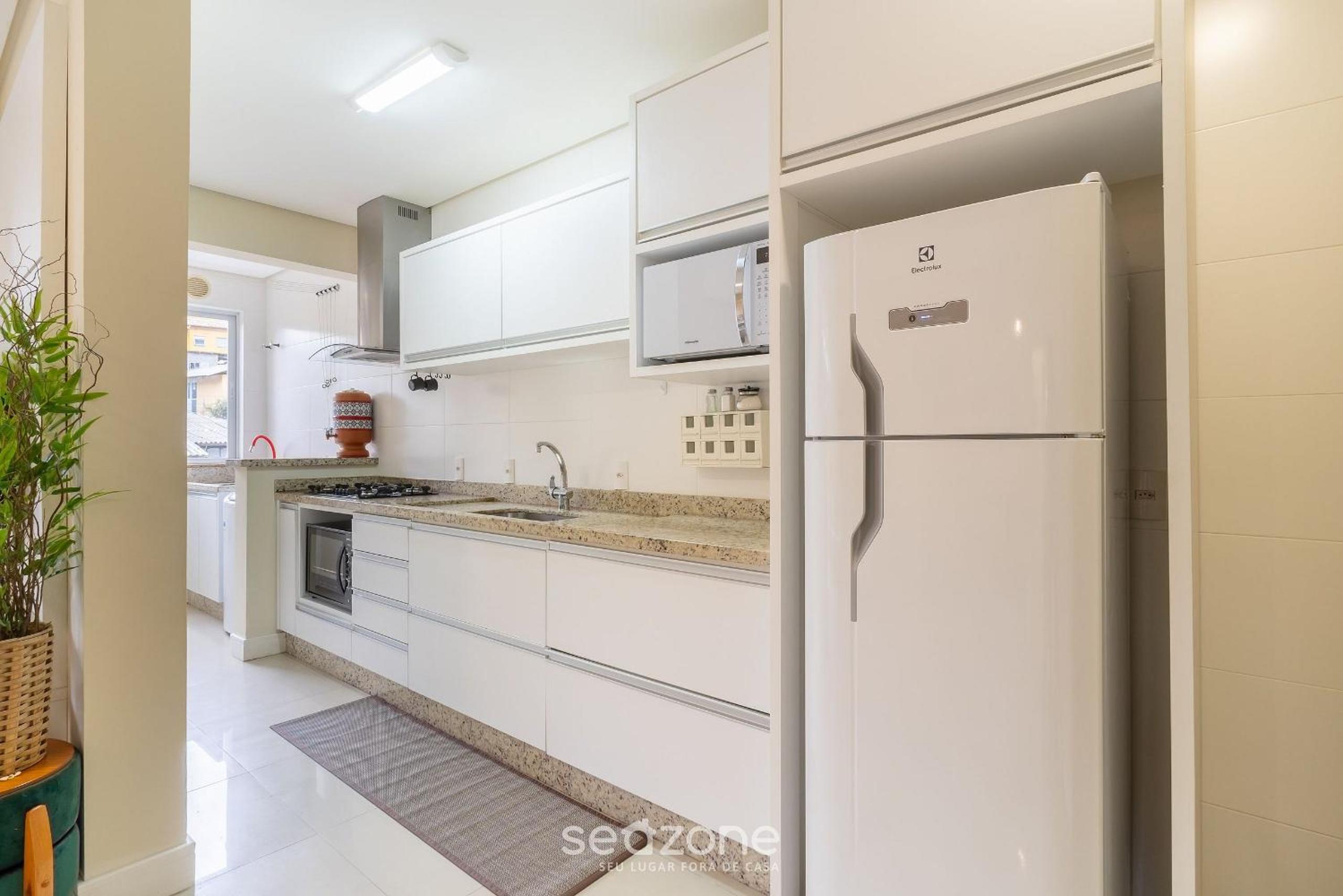 Apart with barbecue 200m from the beach RPN0101