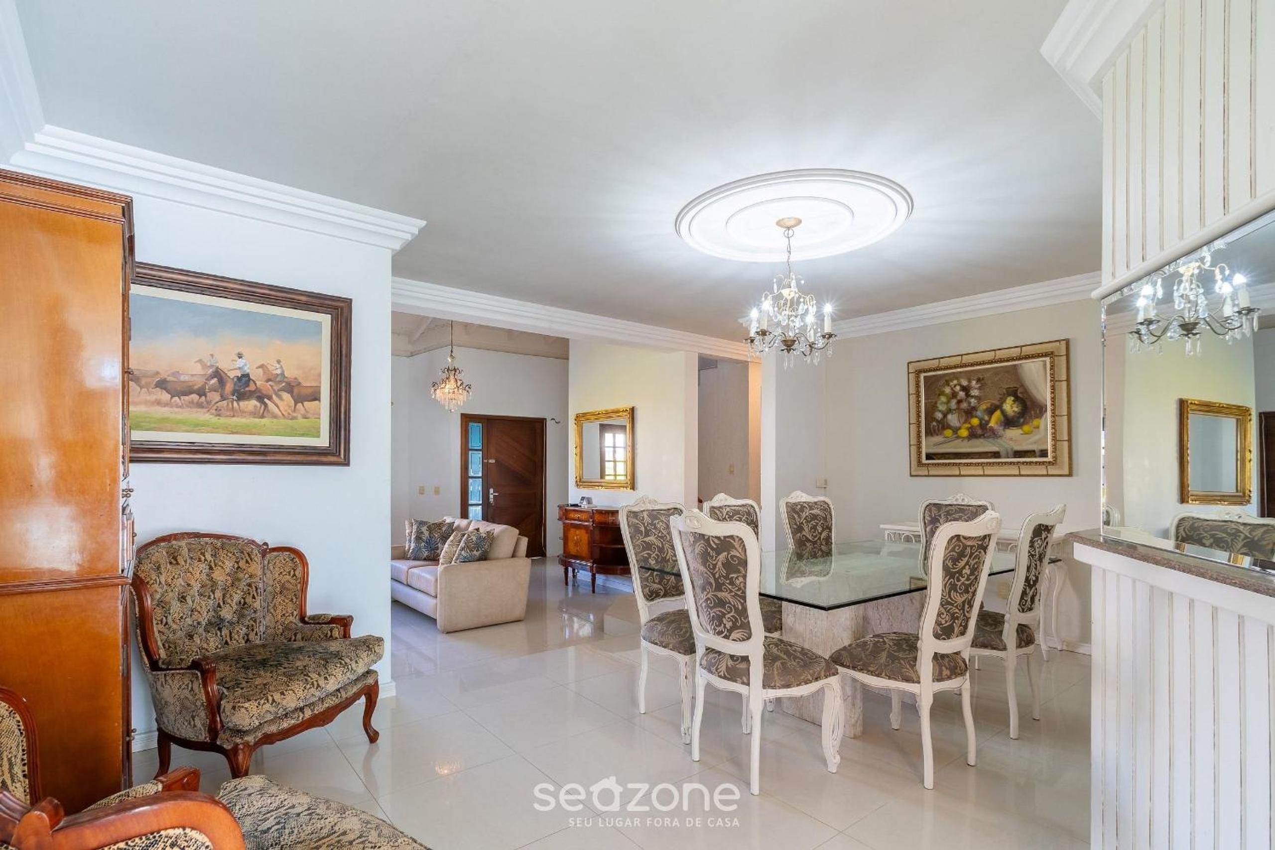 Duplex w/pool 800m from the beach in Jurerê DME025