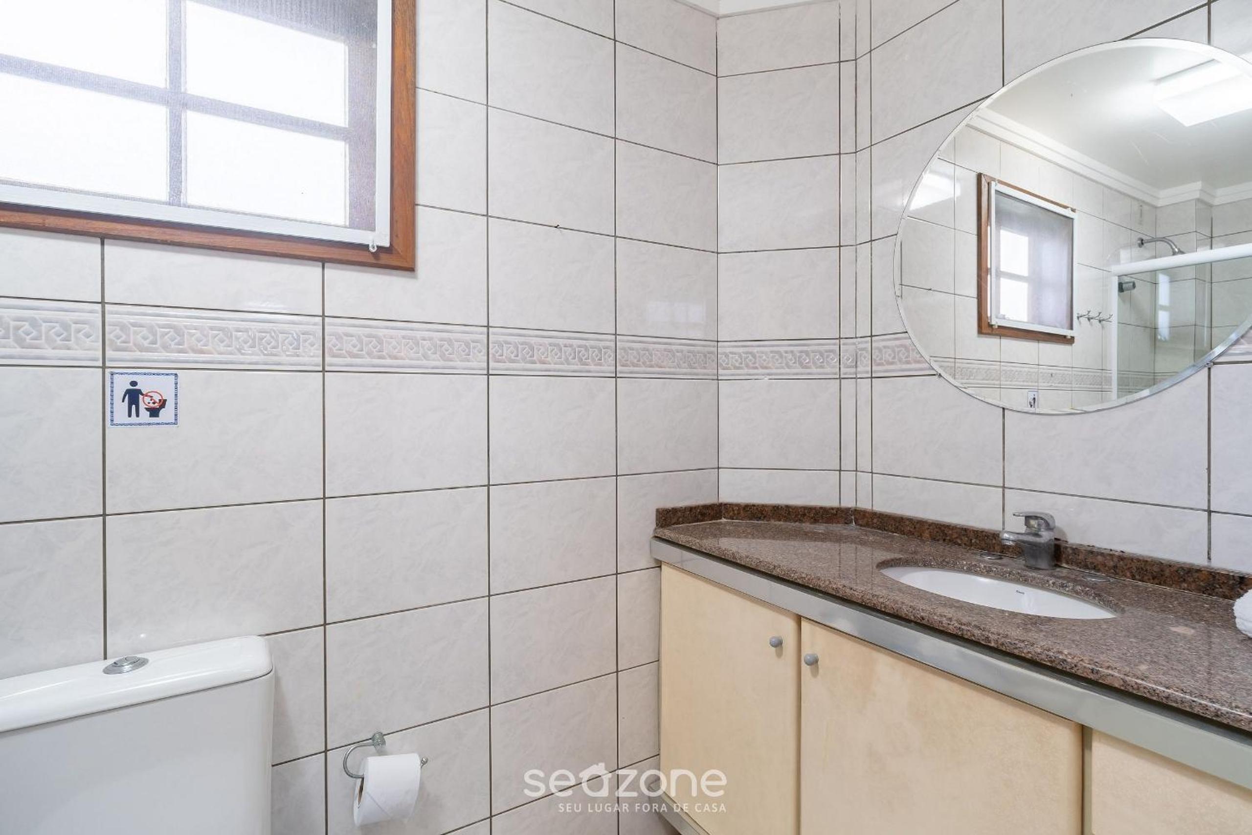 Duplex w/pool 800m from the beach in Jurerê DME025
