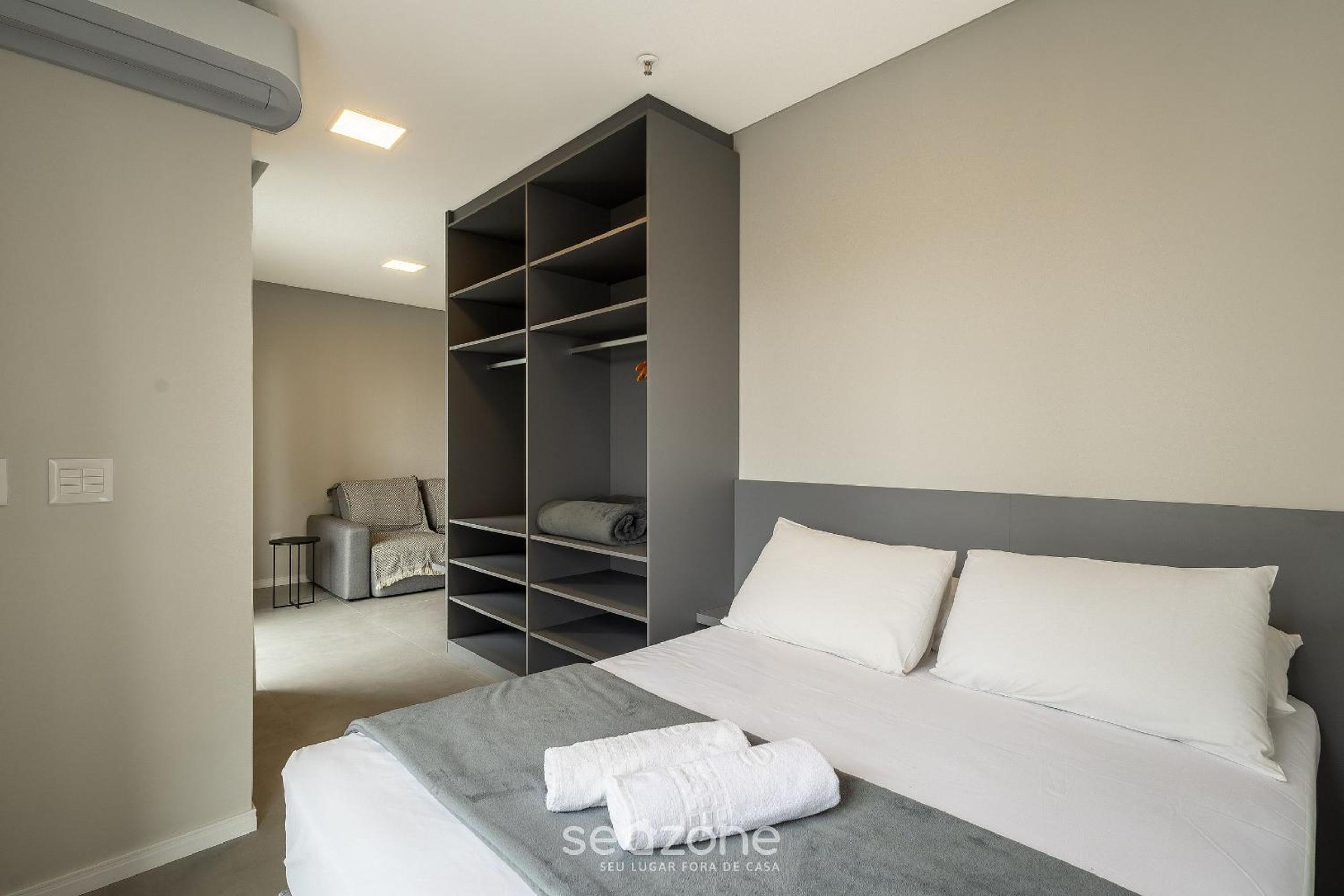 Your exclusive stay just steps from the sea in Meia Praia - FFS!