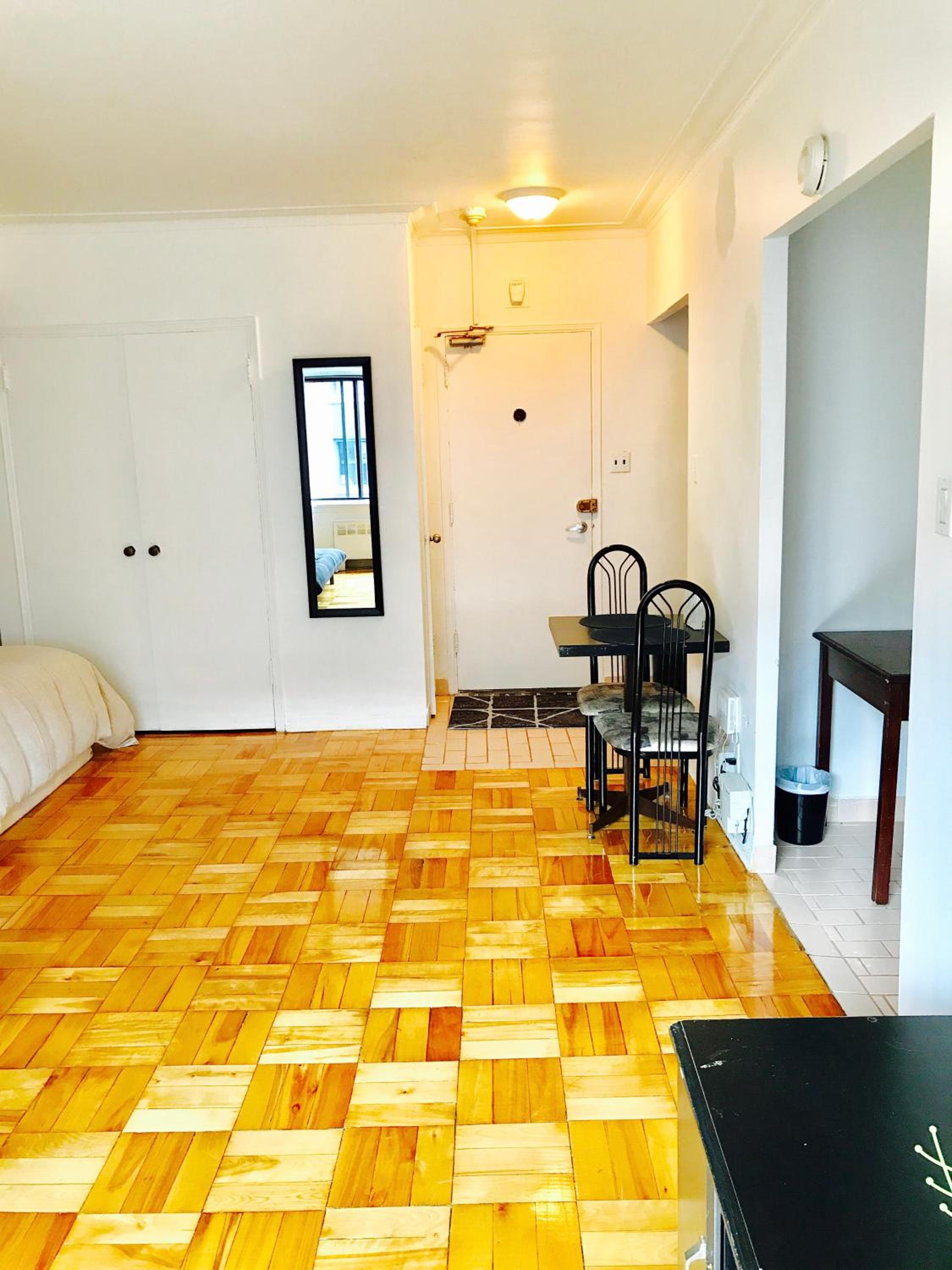 Modern Apartment City Living in the Golden Square Mile