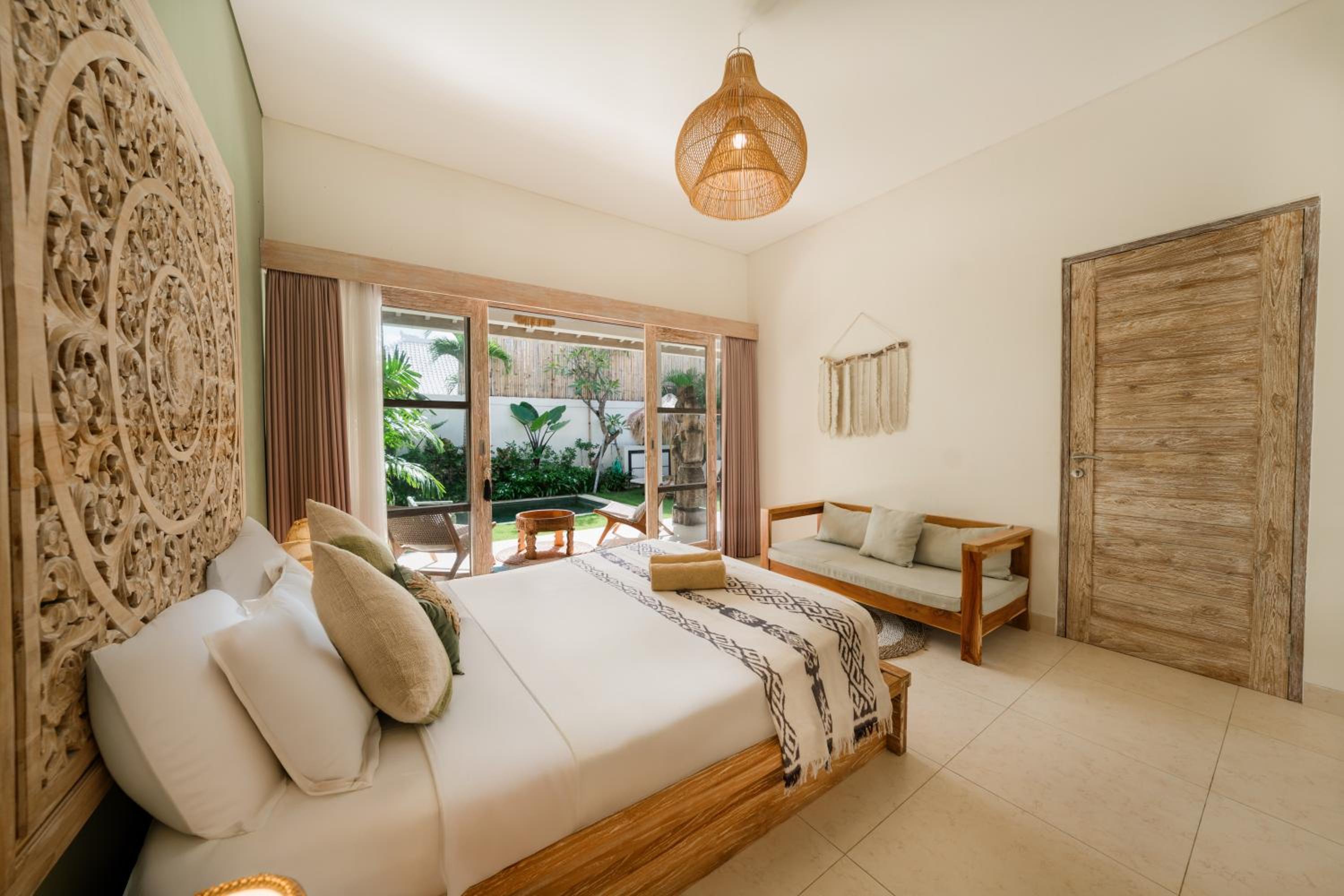 Villa Anna Lou 1BR Boho Escape in Seminyak