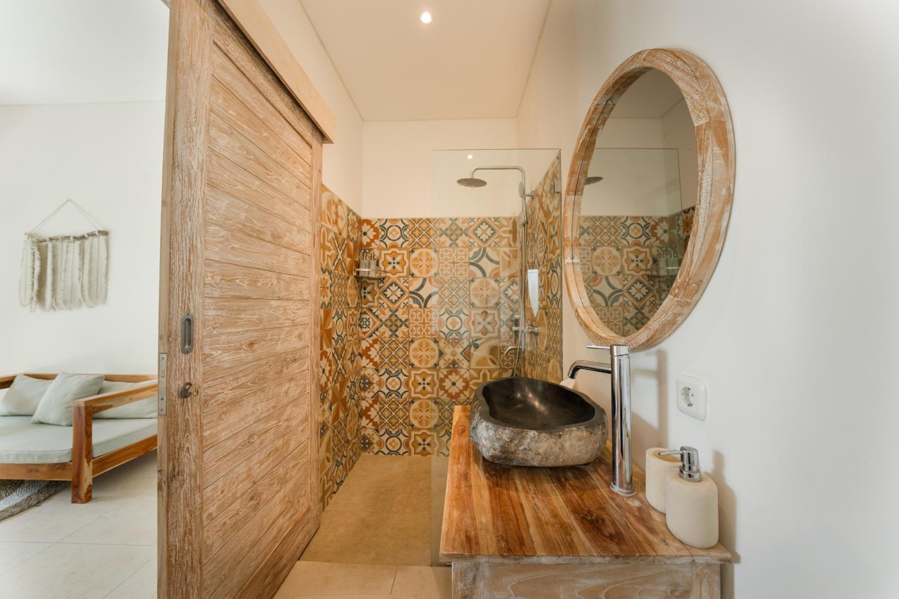Villa Anna Lou 1BR Boho Escape in Seminyak