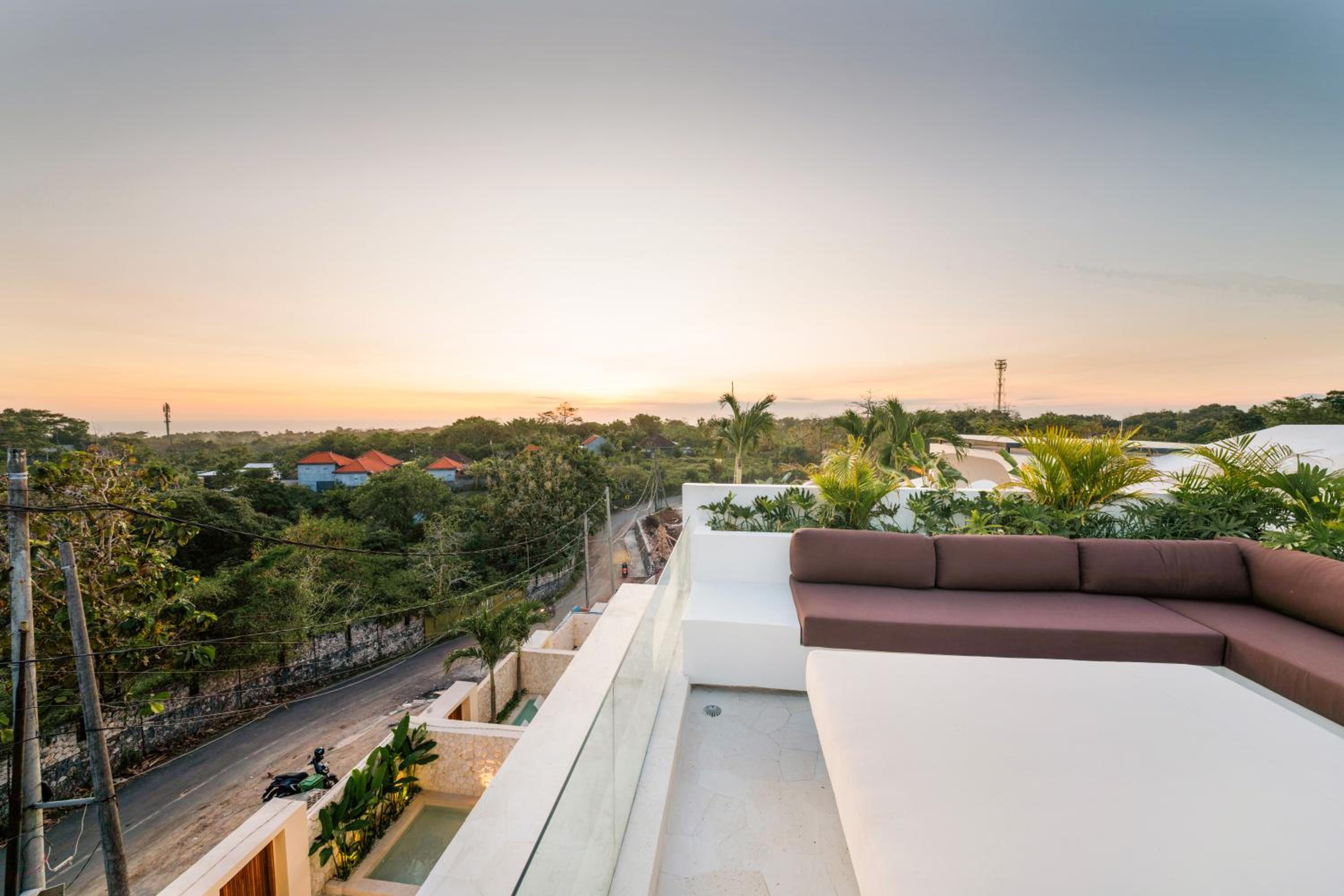 The View Uluwatu 2BR Luxury Villa Ocean View and Rooftop