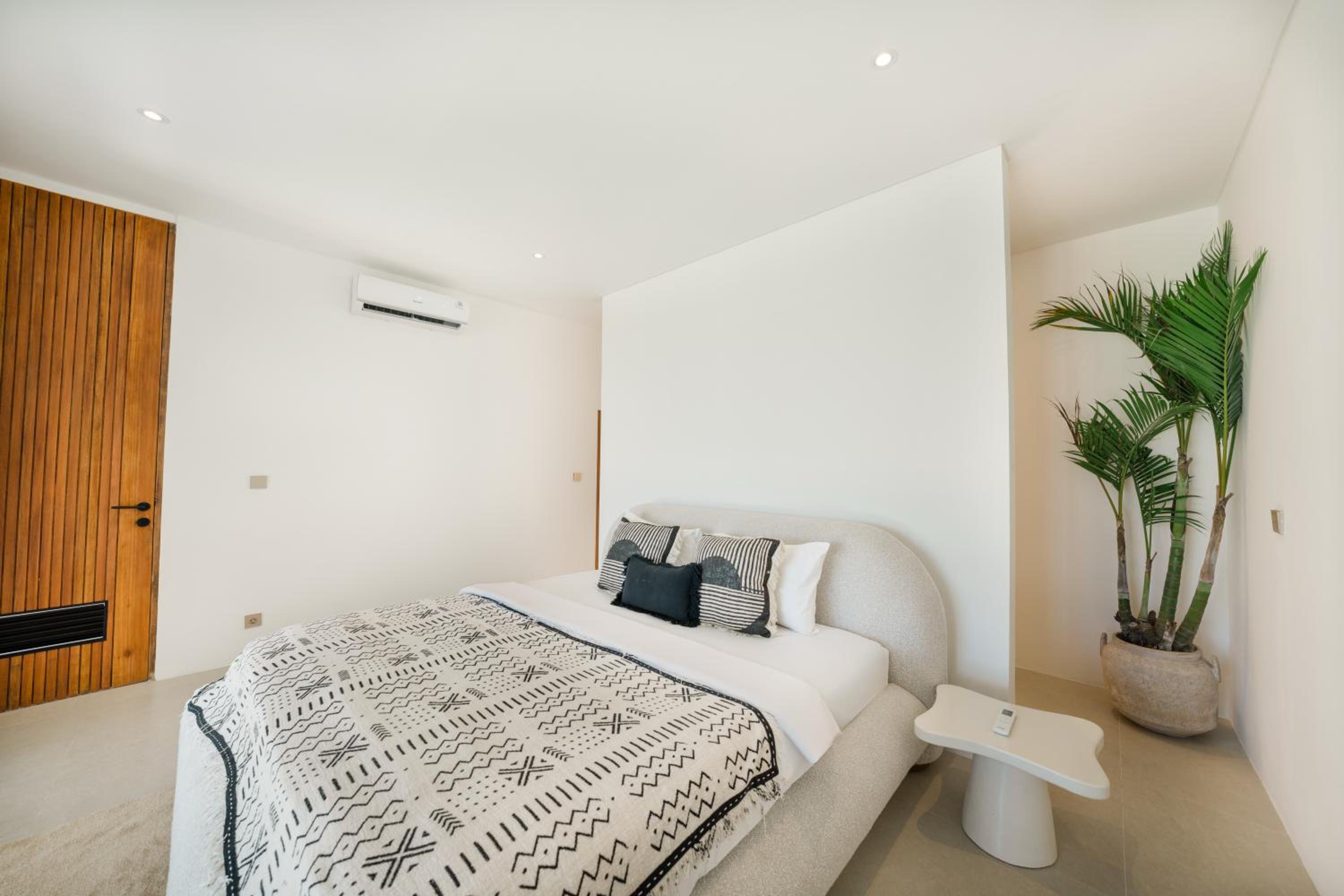 The View Uluwatu 2BR Luxury Villa Ocean View and Rooftop