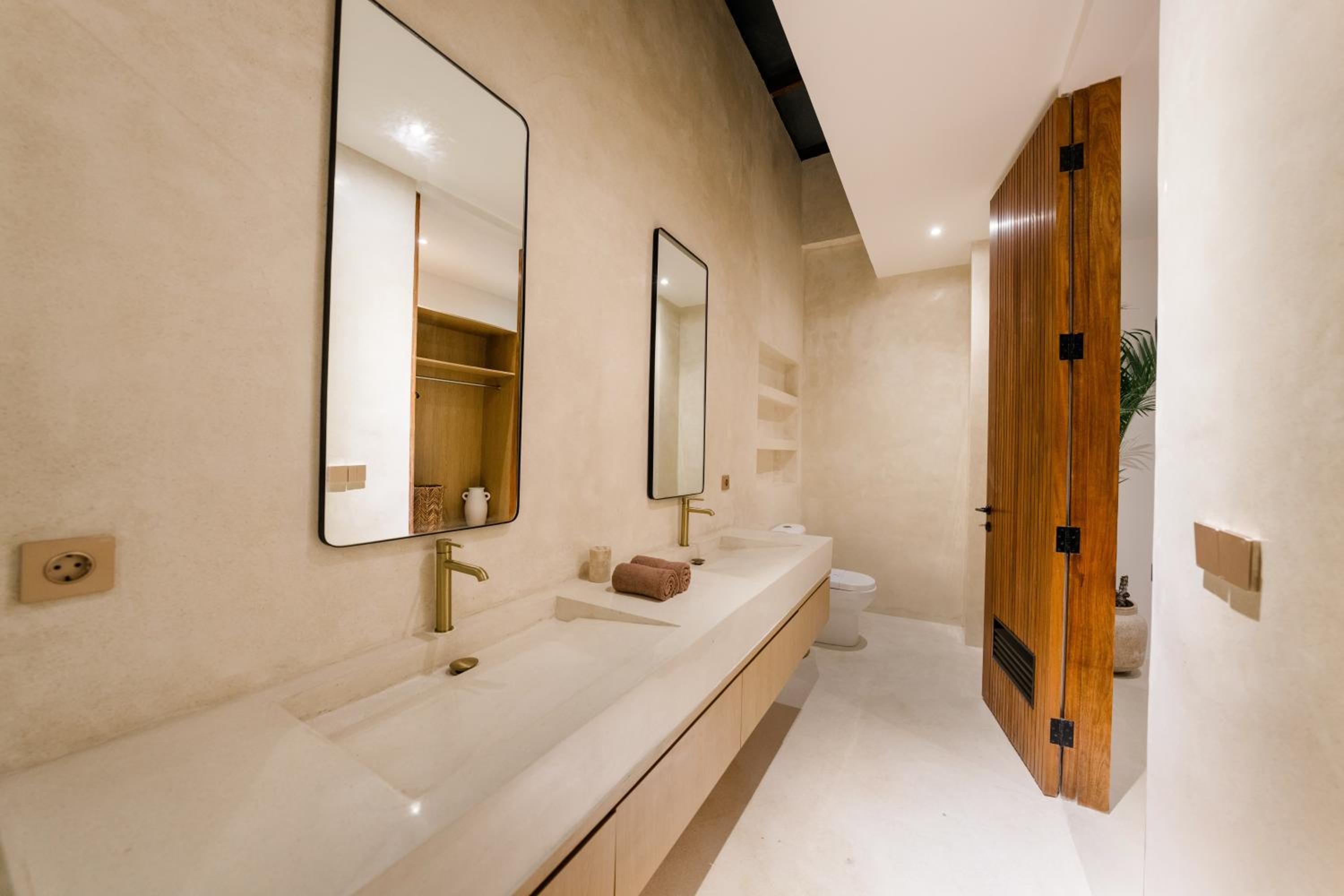 The View Uluwatu 2BR Luxury Villa Ocean View and Rooftop