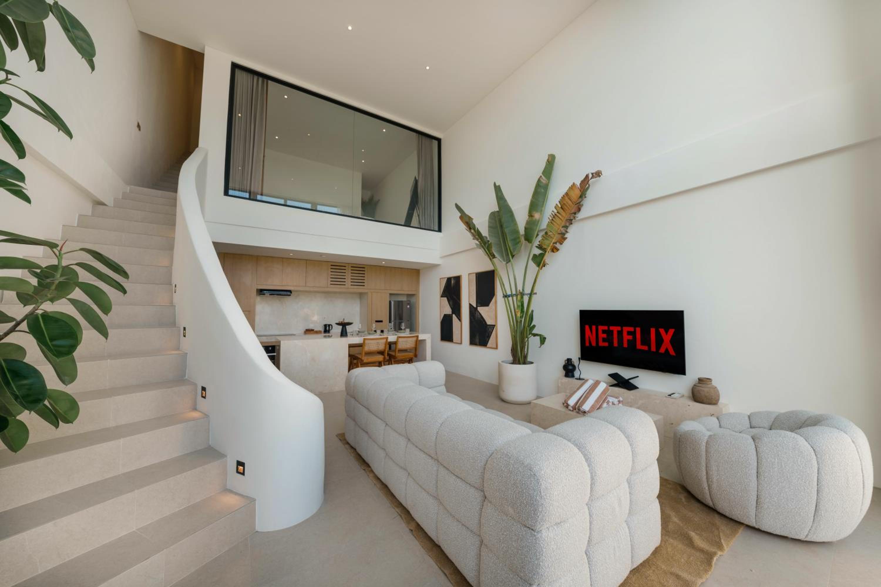 The View Uluwatu 2BR Luxury Villa Ocean View and Rooftop