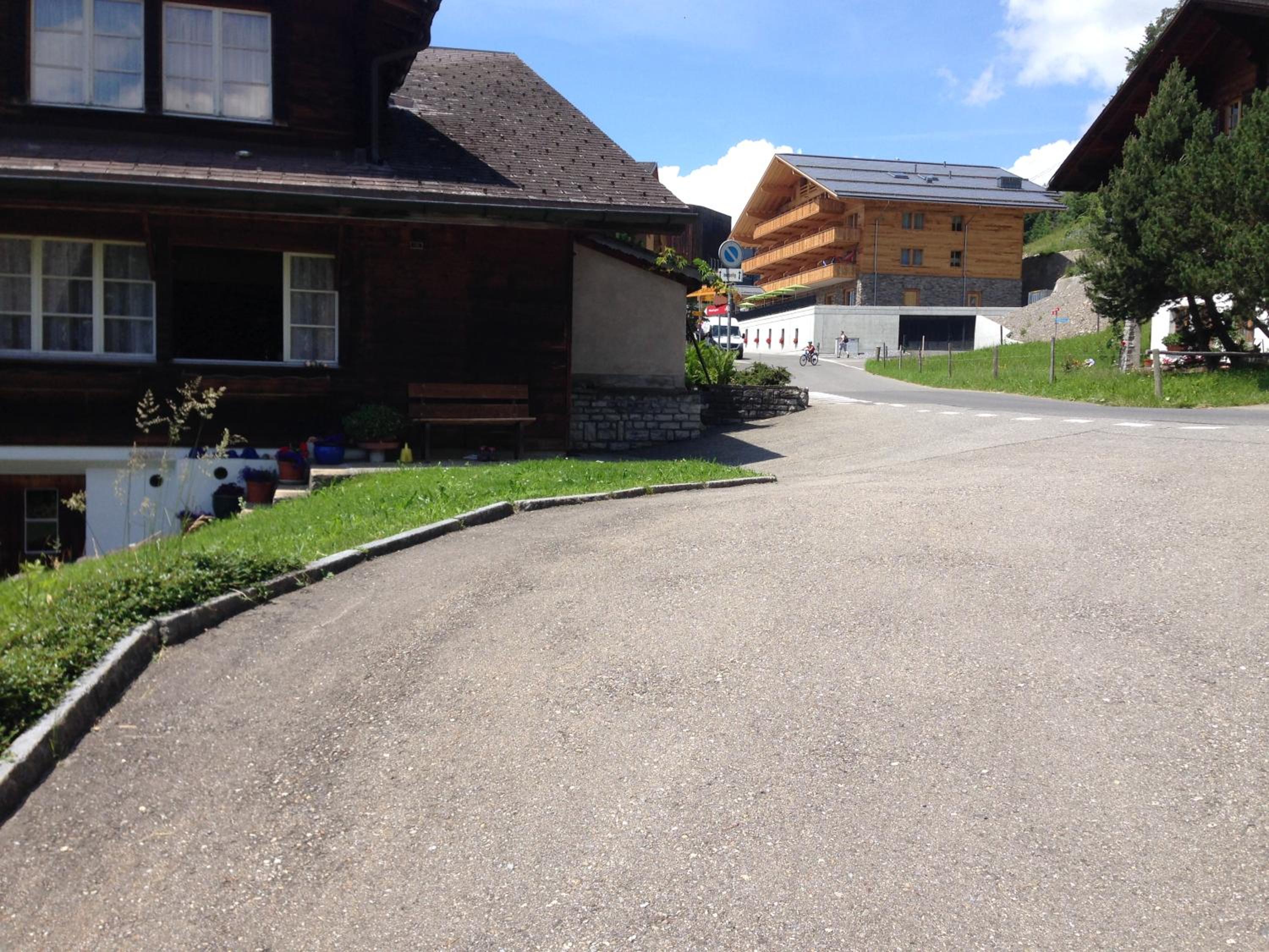 Photo 8
