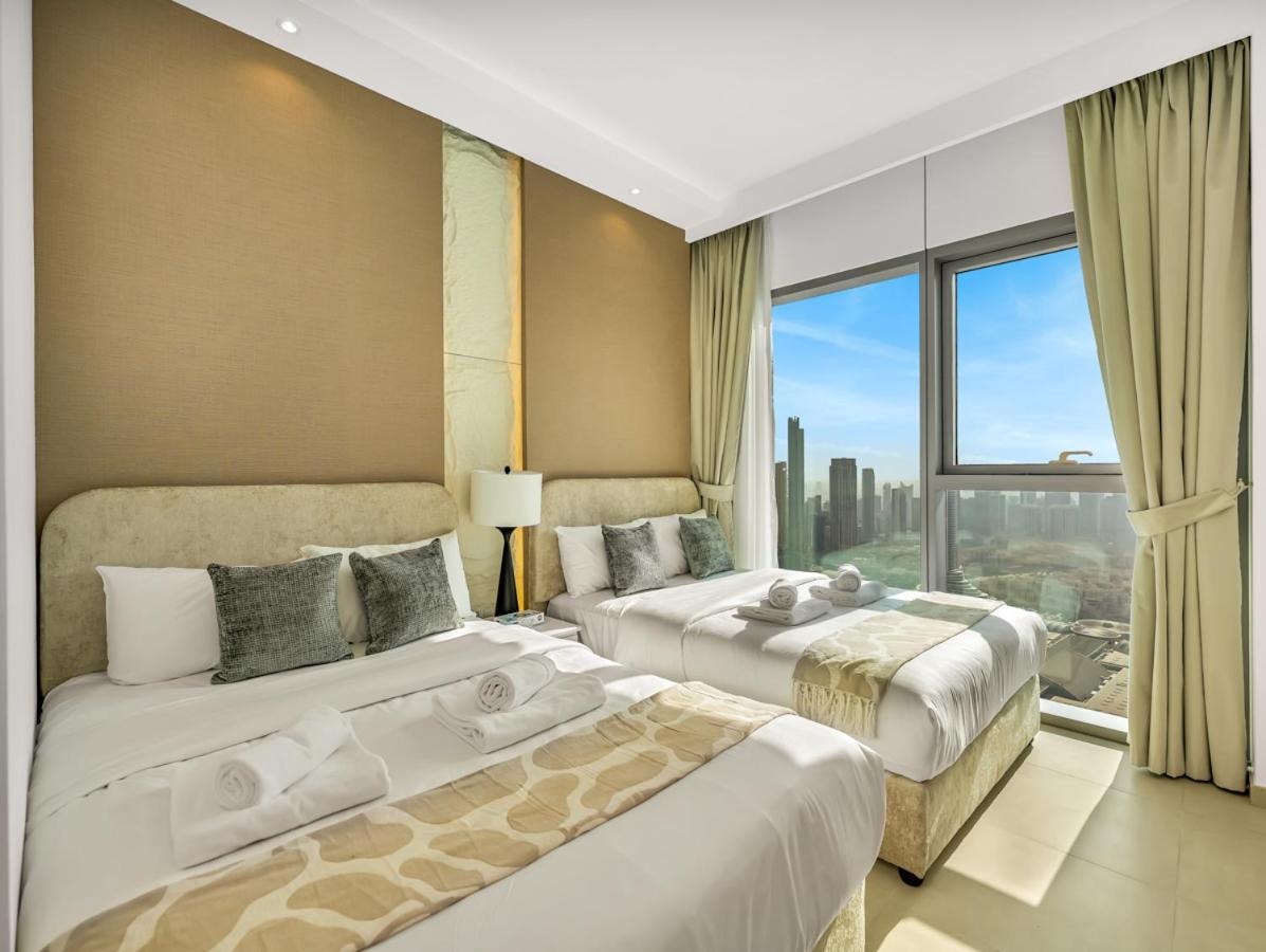 Royal Vista - Luxury 4BR Apartment at Downtown Views II - Downtown
