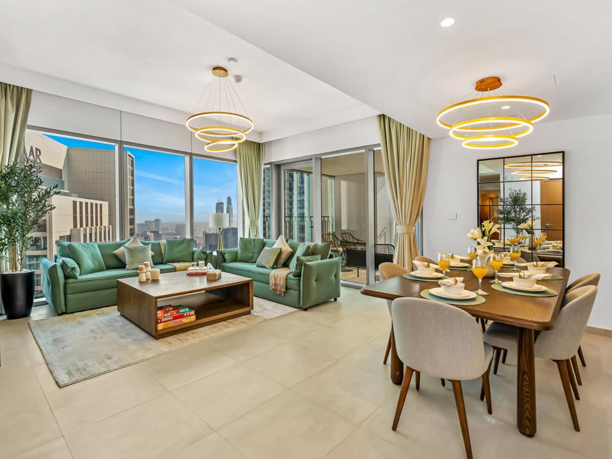 Royal Vista - Luxury 4BR Apartment at Downtown Views II - Downtown