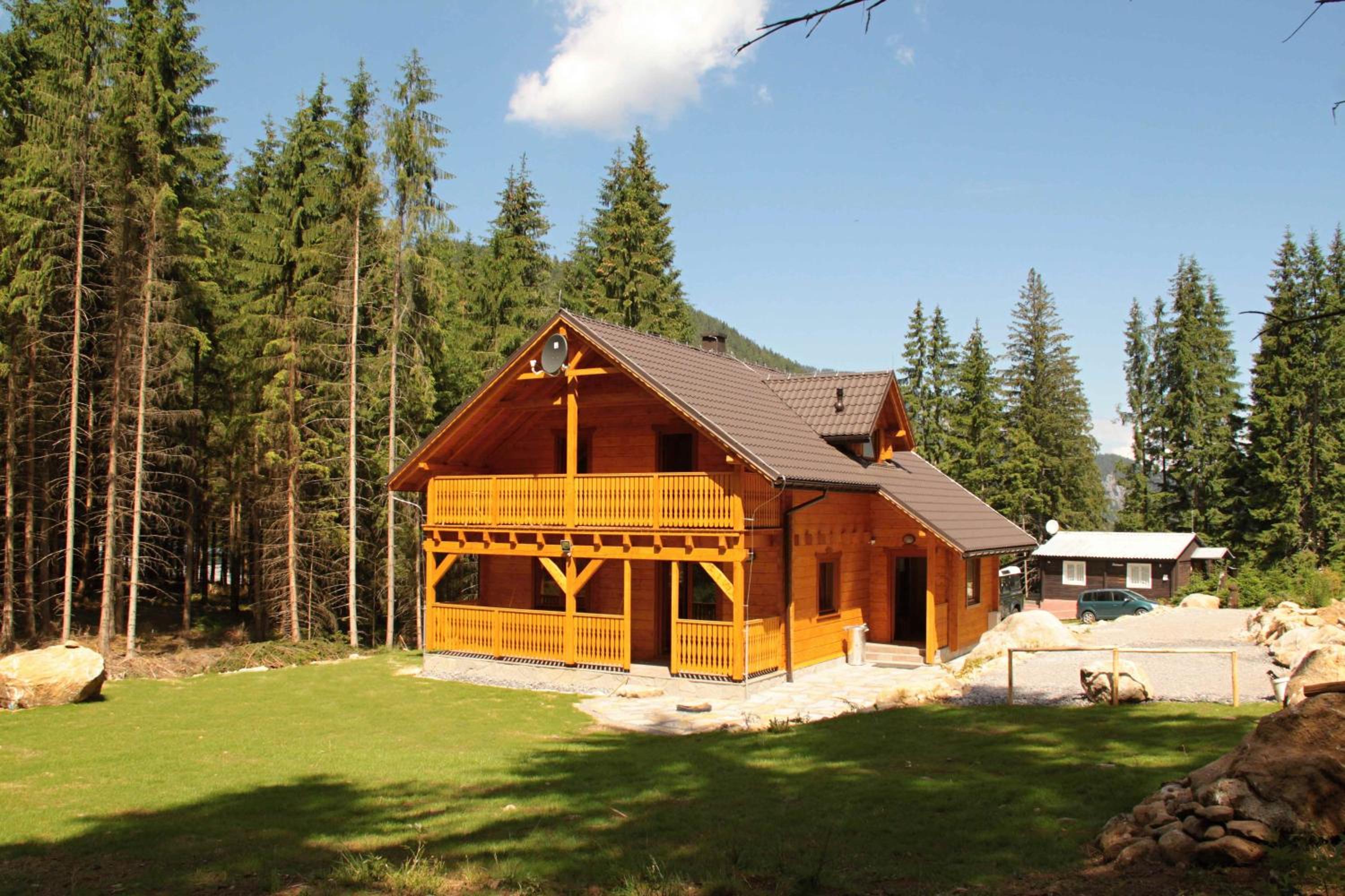 Chata Iľanovka view 2