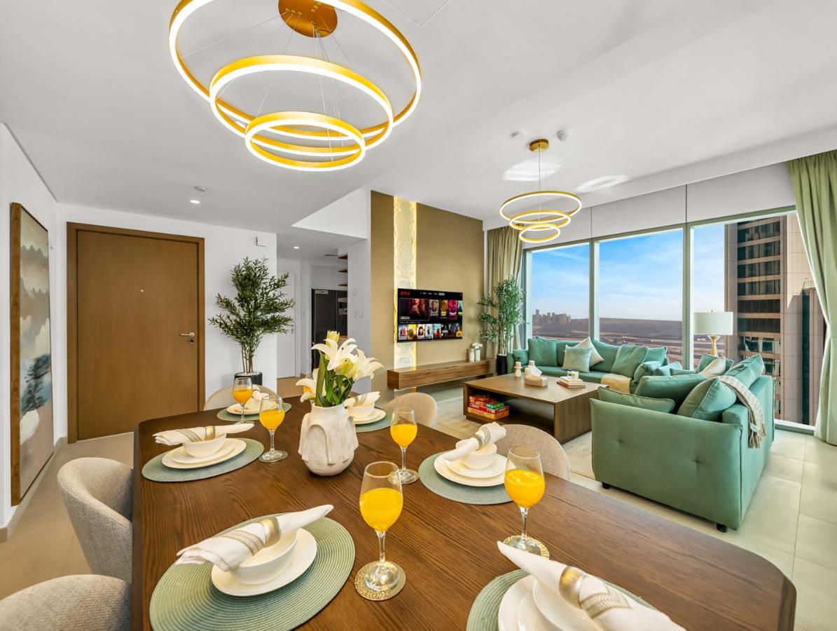 Royal Vista - Luxury 4BR Apartment at Downtown Views II - Downtown