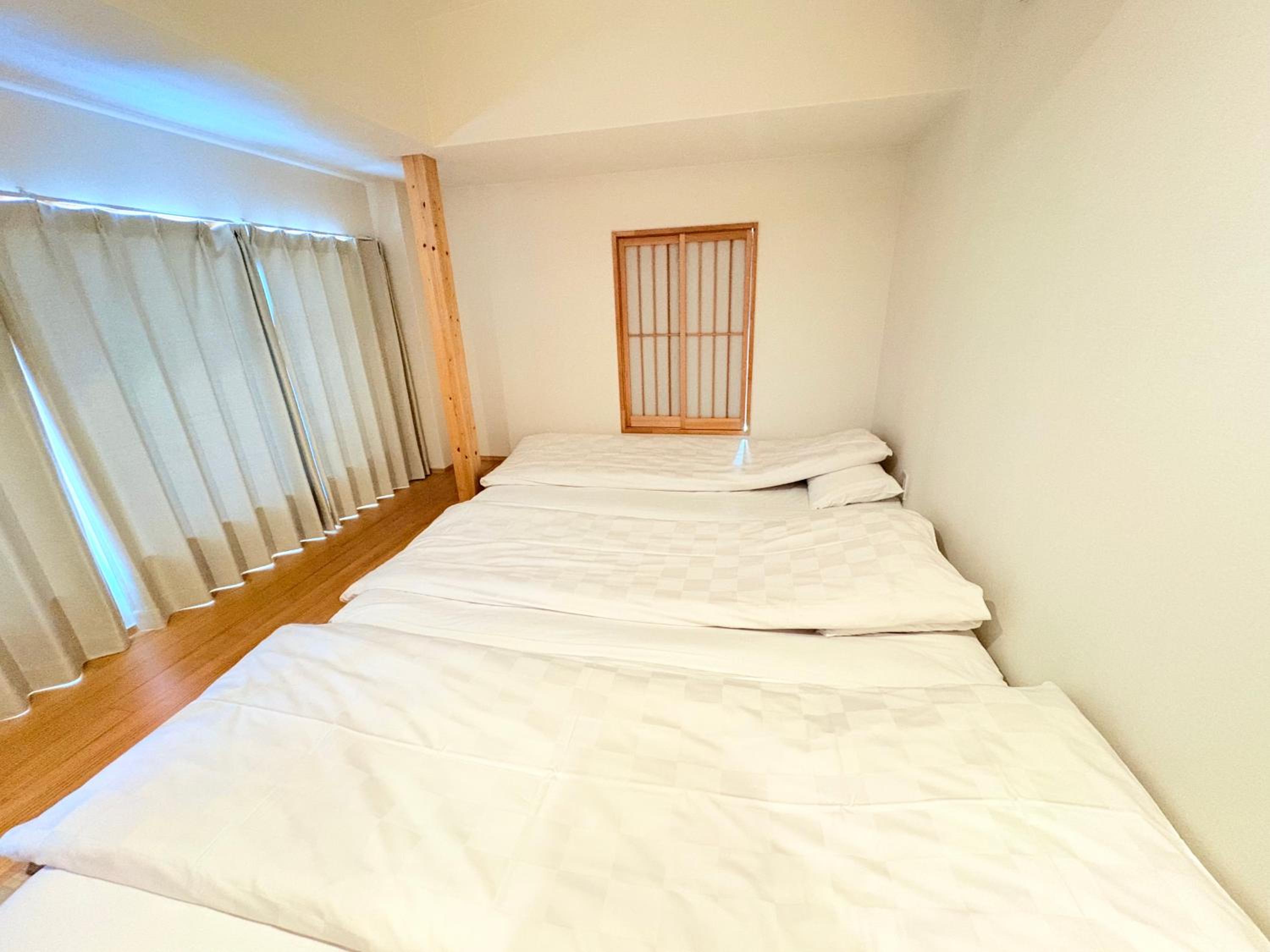 夏様五条丹波口 Modern Kyoto Townhouse, Whole House