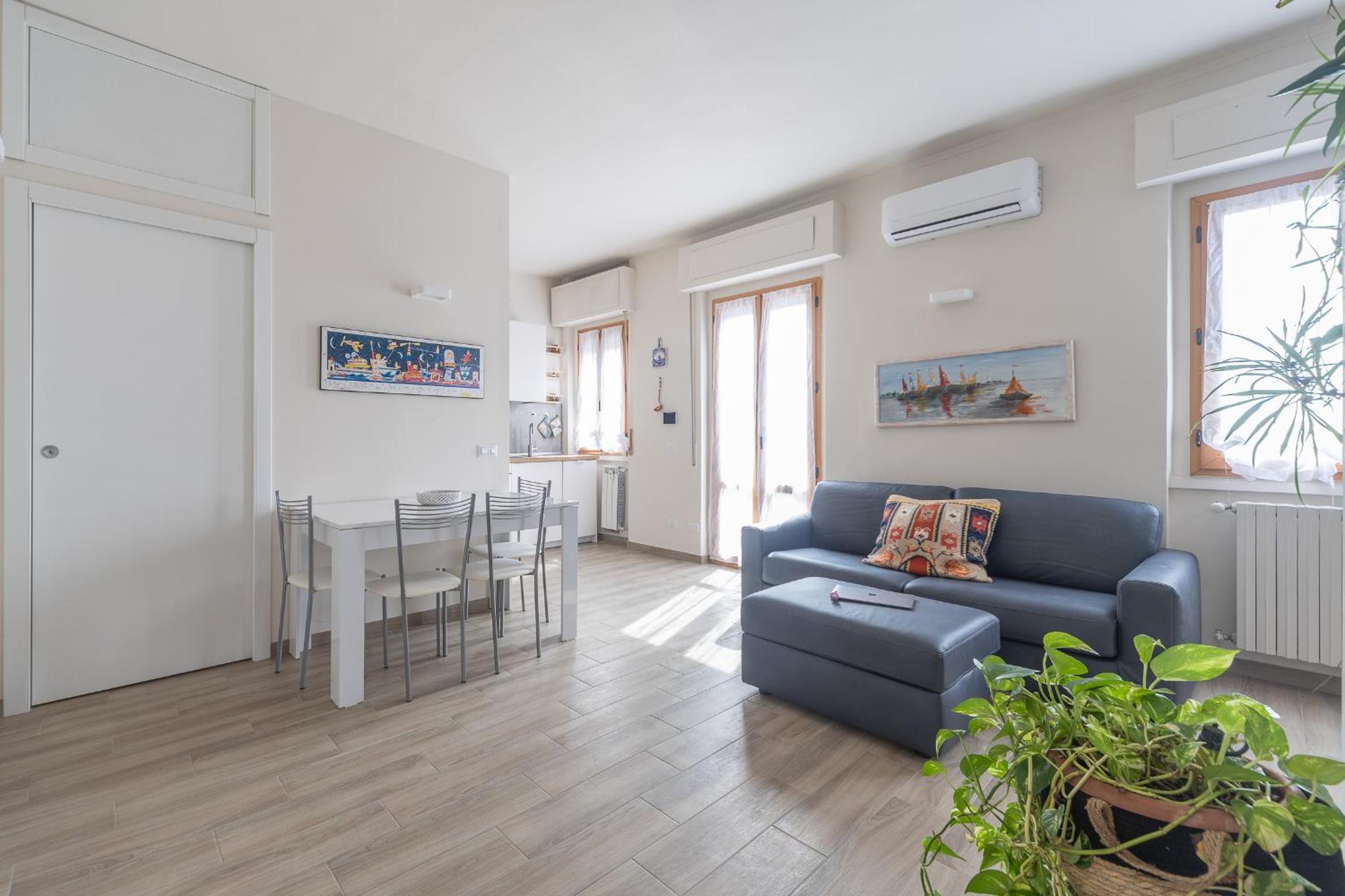 Stylish Porta Romana Apartment with terrace