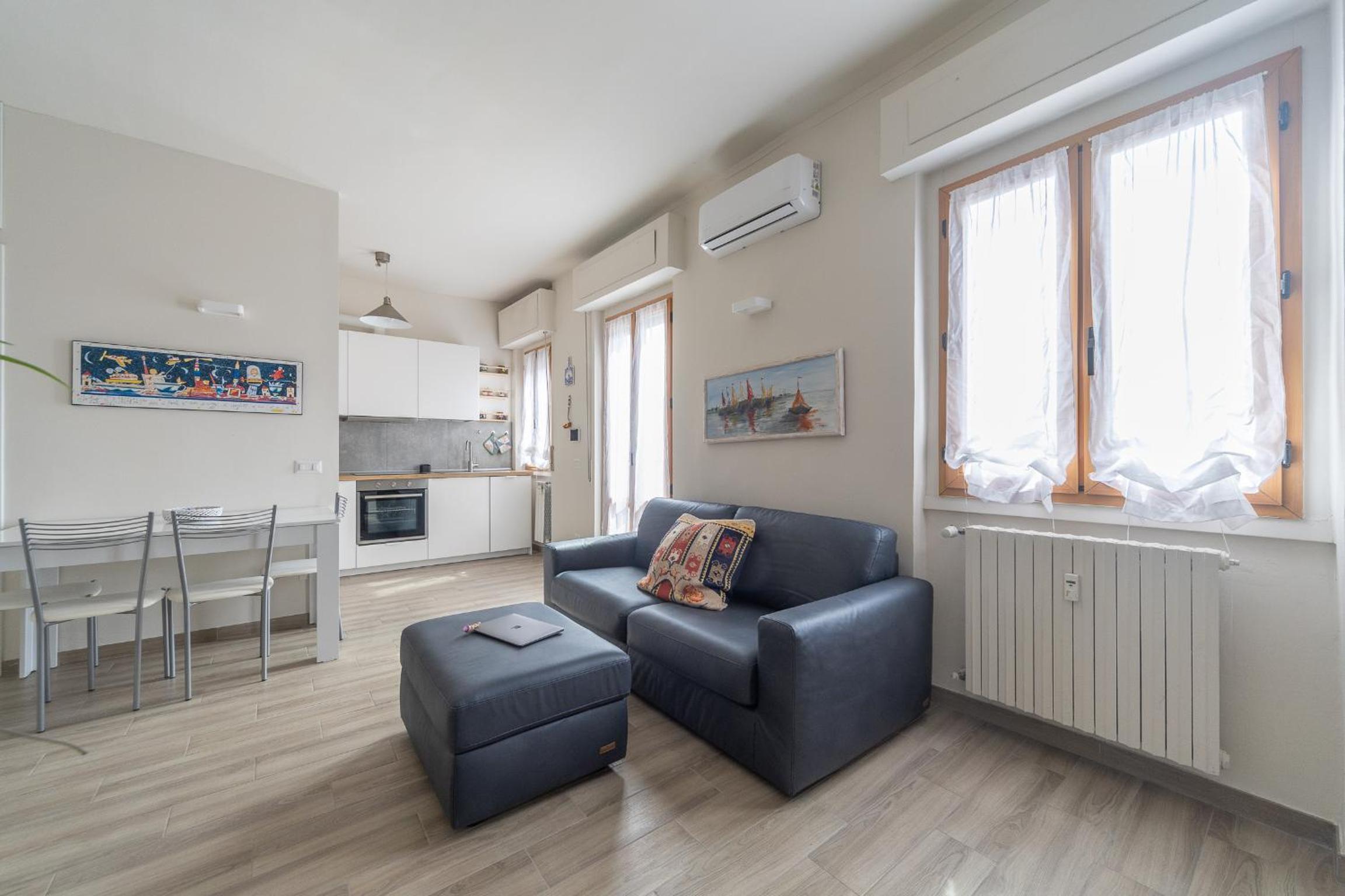 Stylish Porta Romana Apartment with terrace